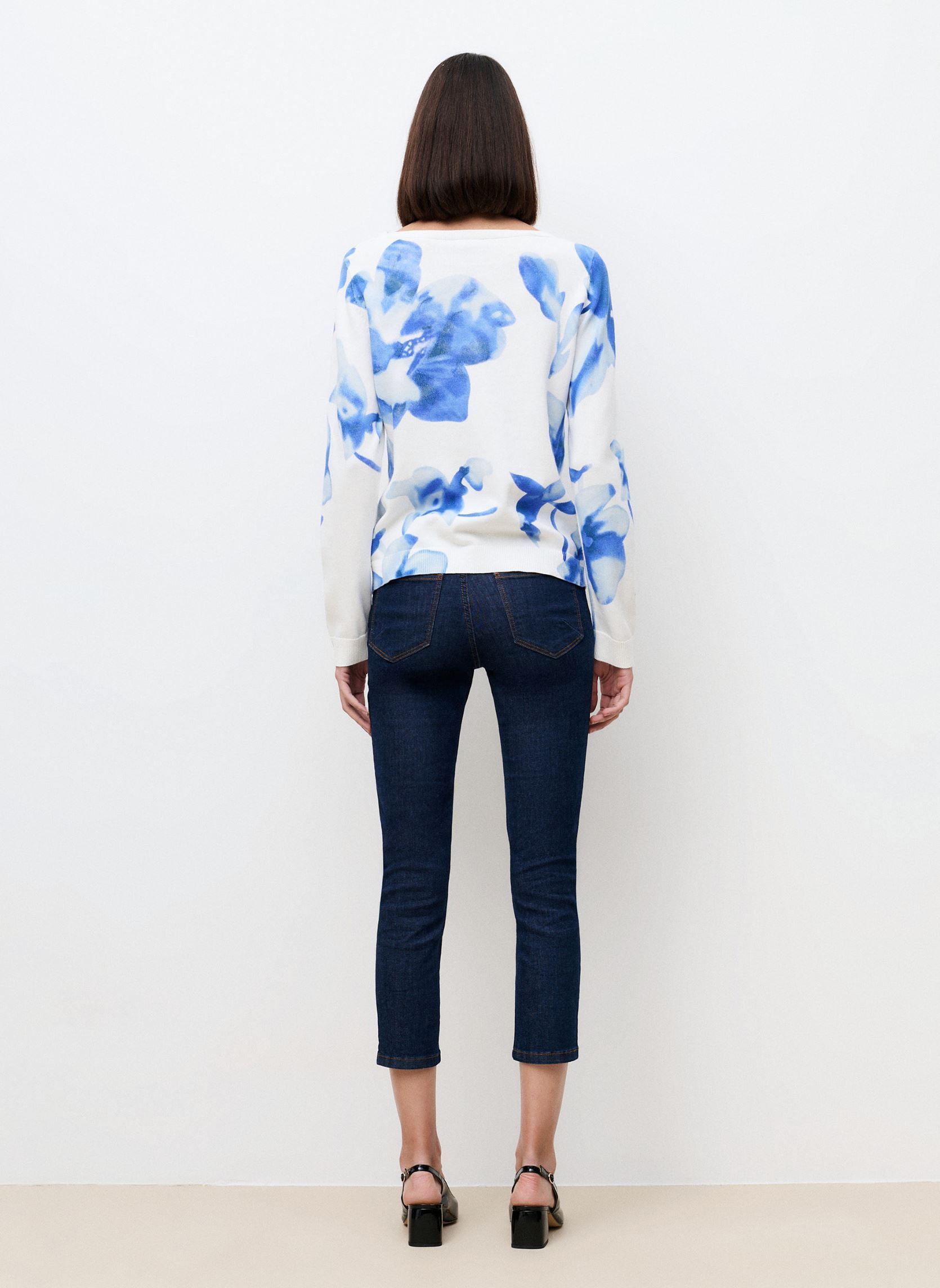 Pulls 261K-MLUKE2 femme blanc Caroll Pulls 261K-MLUKE2 femme blanc CRLIMP/M/PE26/FLEUR/BLEU