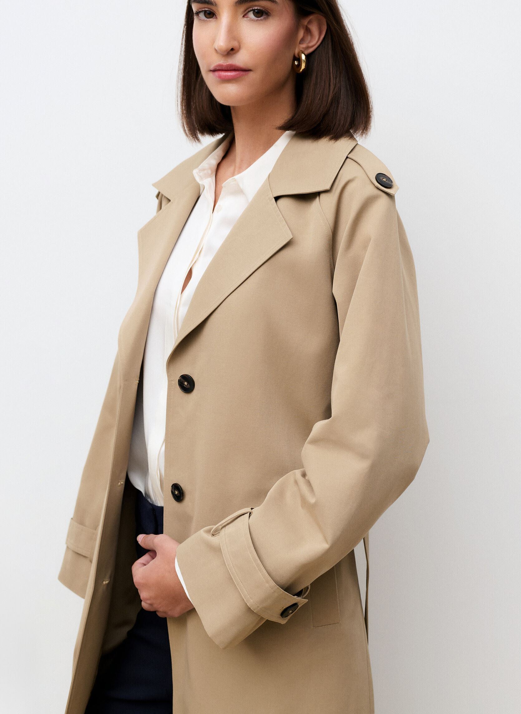 Trenchcoats 261G-GATO dames beige Caroll Trenchcoats 261G-GATO dames beige TREE HOUSE