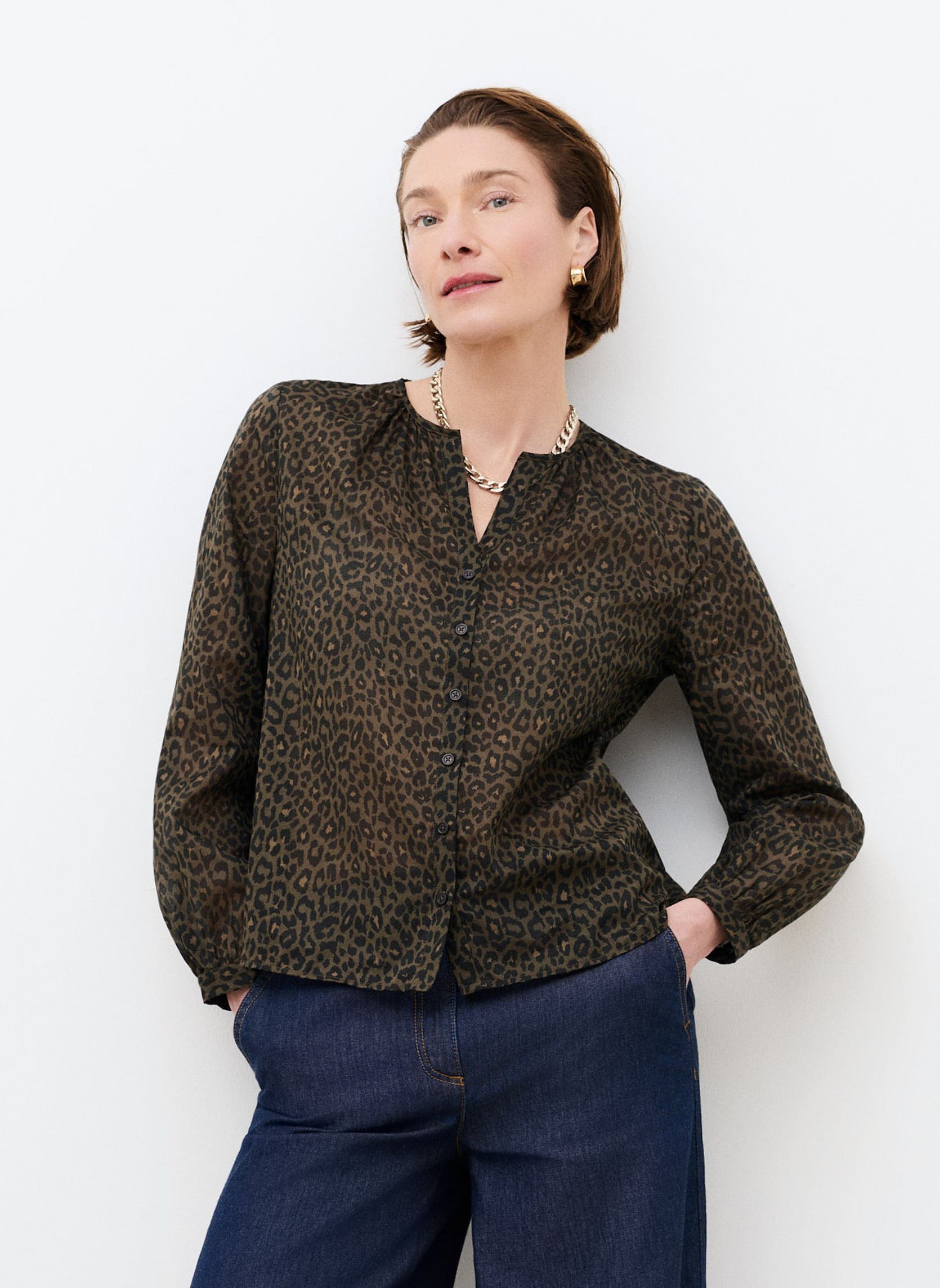 Chemises manches longues 261C-COLOMBY2 femme vert Caroll Chemises manches longues 261C-COLOMBY2 femme vert CRLIMP/PE26/GUEPARD/KAKI