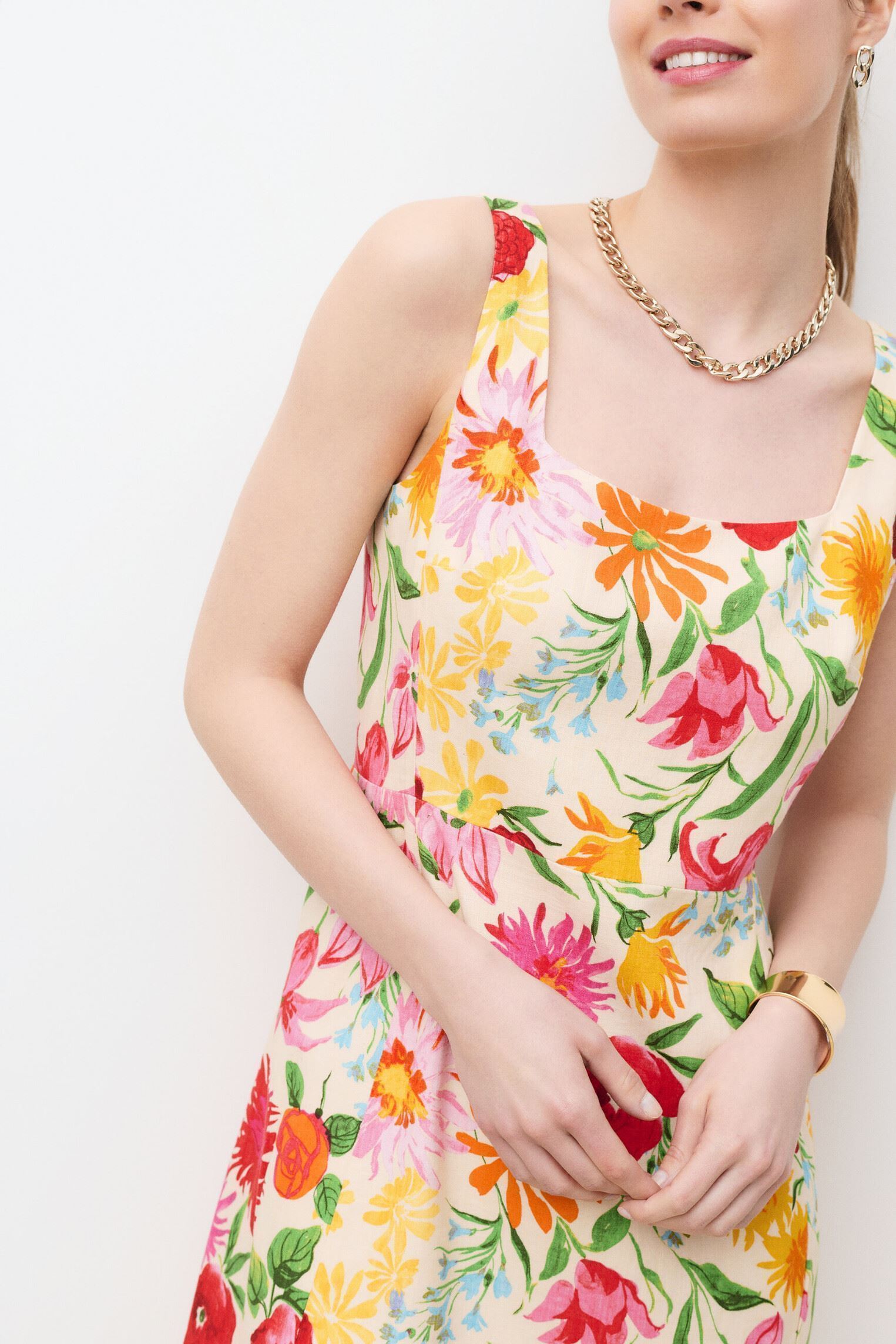 Robes 261R-REINITA femme multicolore Caroll Robes 261R-REINITA femme multicolore CRLIMP/PE26/BIG/FLOWER