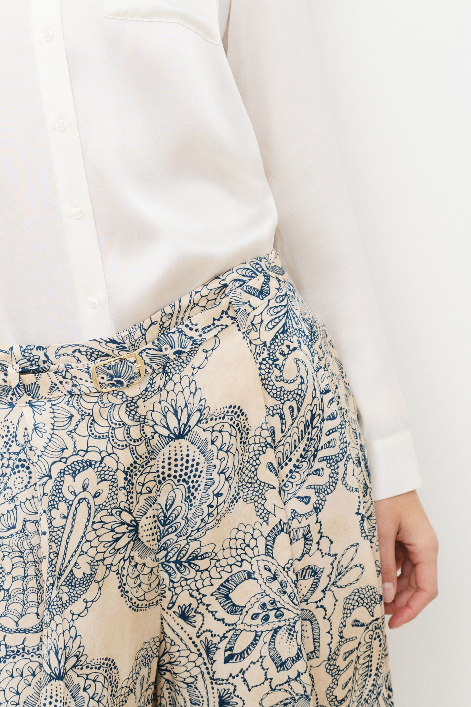 Weite Hosen 261P-PINCEAUPRINT damen beige Caroll Weite Hosen 261P-PINCEAUPRINT damen beige CRLIMP-PAISLEY-MARINE