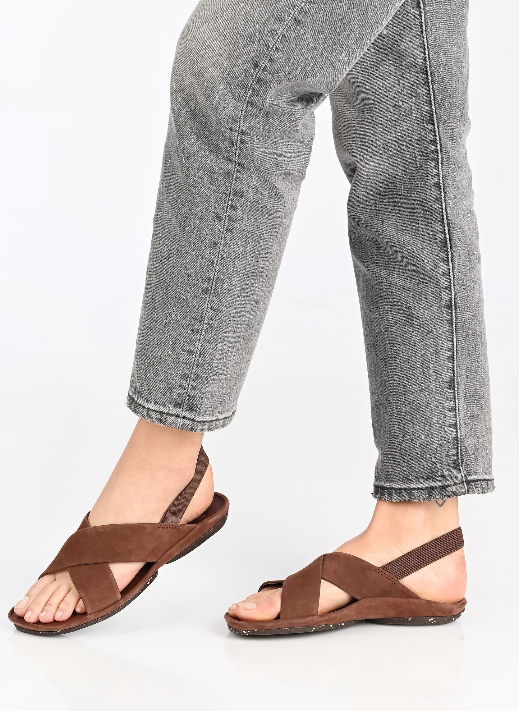 Flache Sandalen Isla Ry K201926 damen braun Camper Flache Sandalen Isla Ry K201926 damen braun LARA COLA