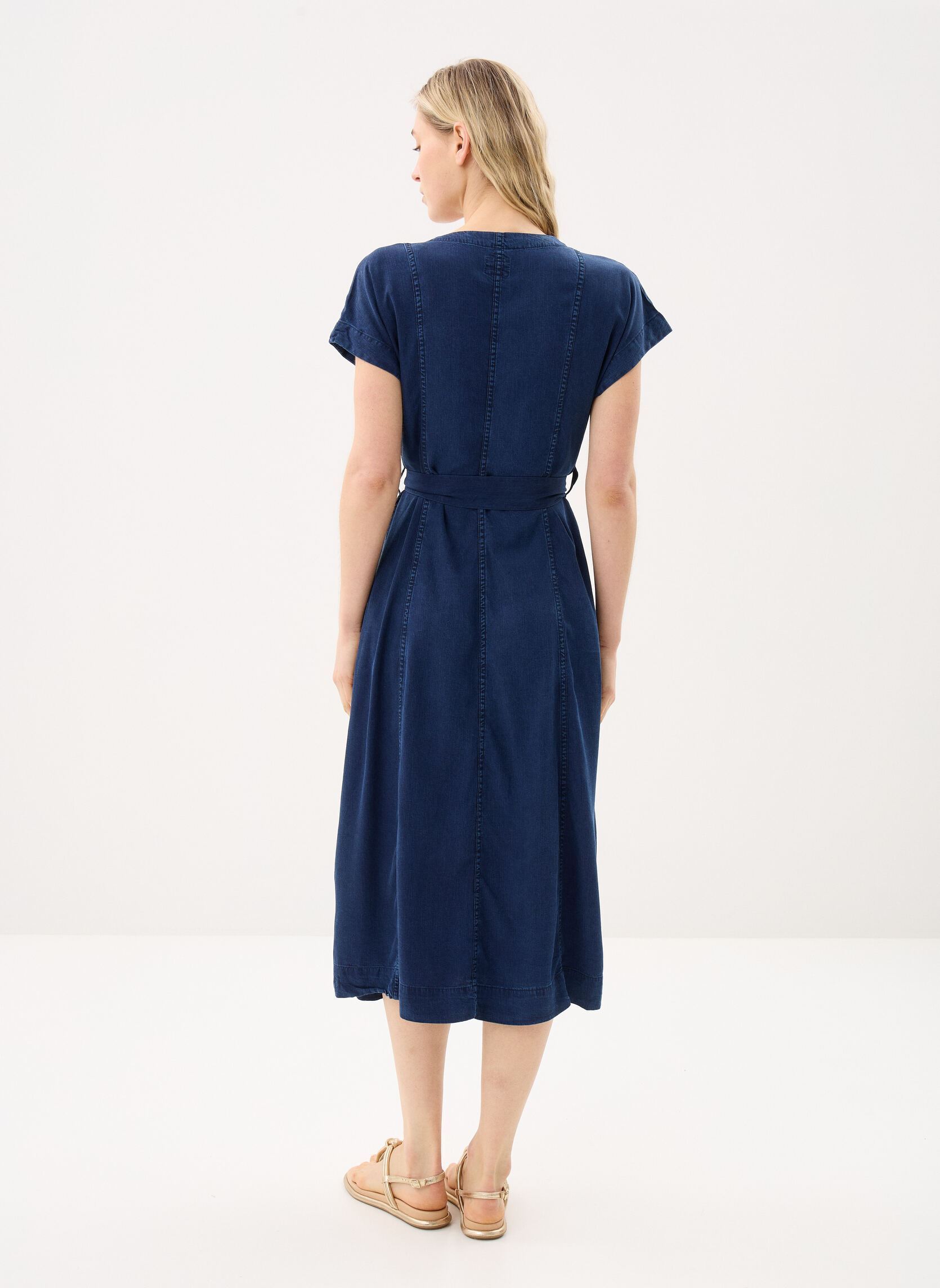 Robes Belted Midi Dress femme bleu Lee Robes Belted Midi Dress femme bleu SUNSET RIDE