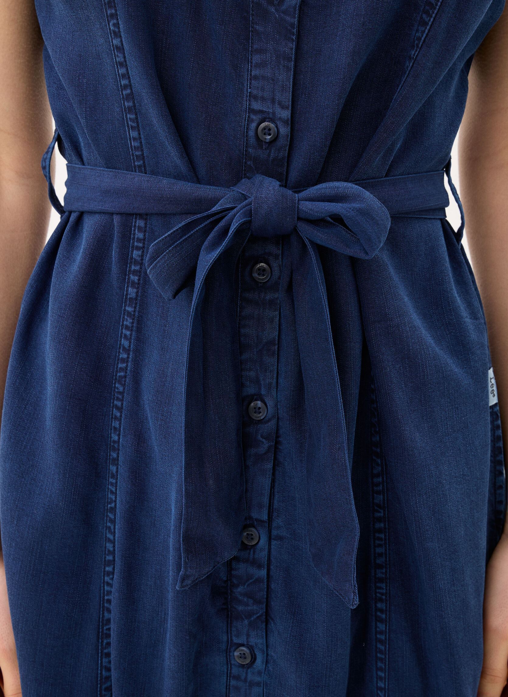Robes Belted Midi Dress femme bleu Lee Robes Belted Midi Dress femme bleu SUNSET RIDE