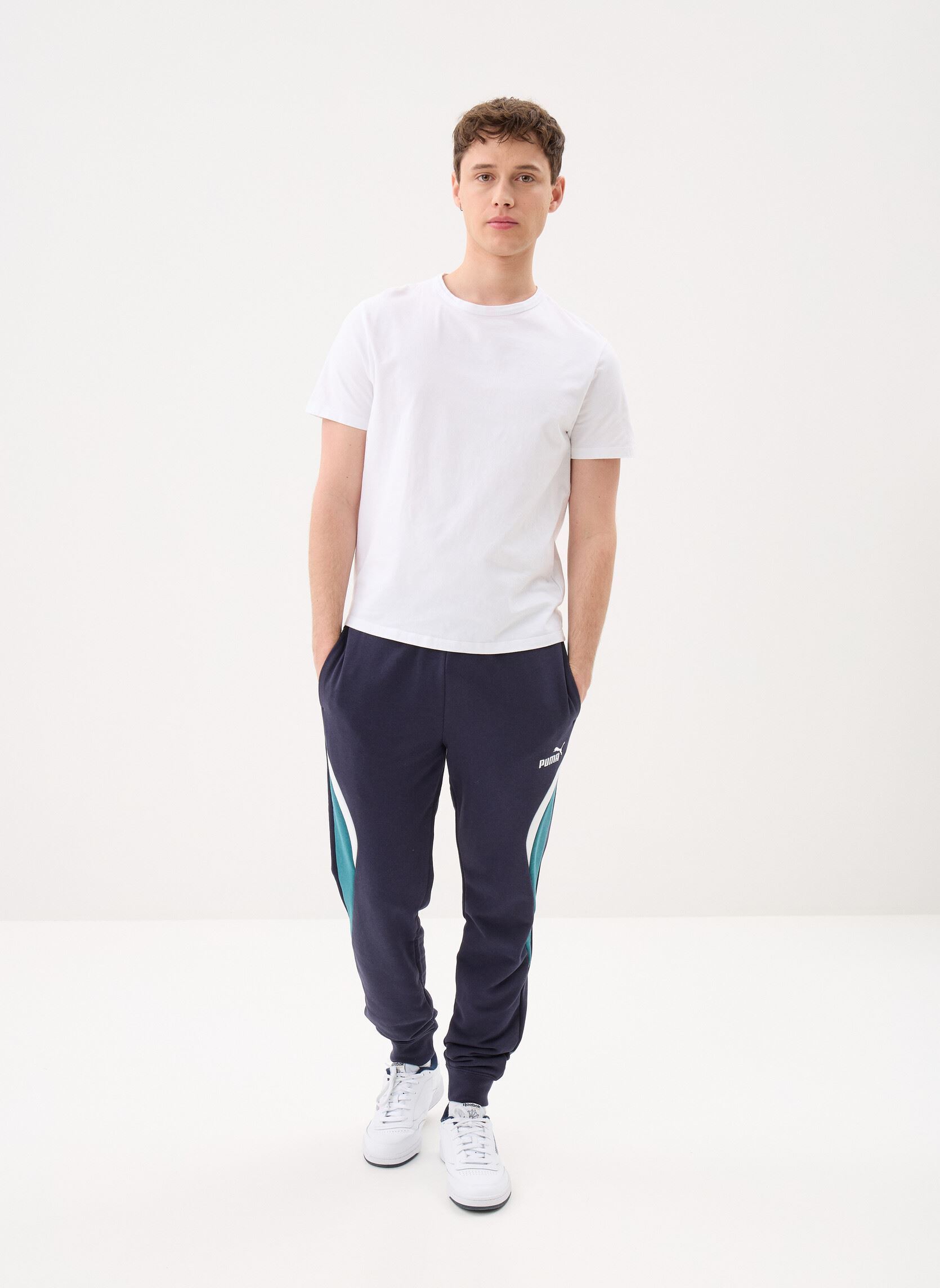 Joggings ESS BLOCK Sweatpants TR cl homme bleu Puma Joggings ESS BLOCK Sweatpants TR cl homme bleu New Navy