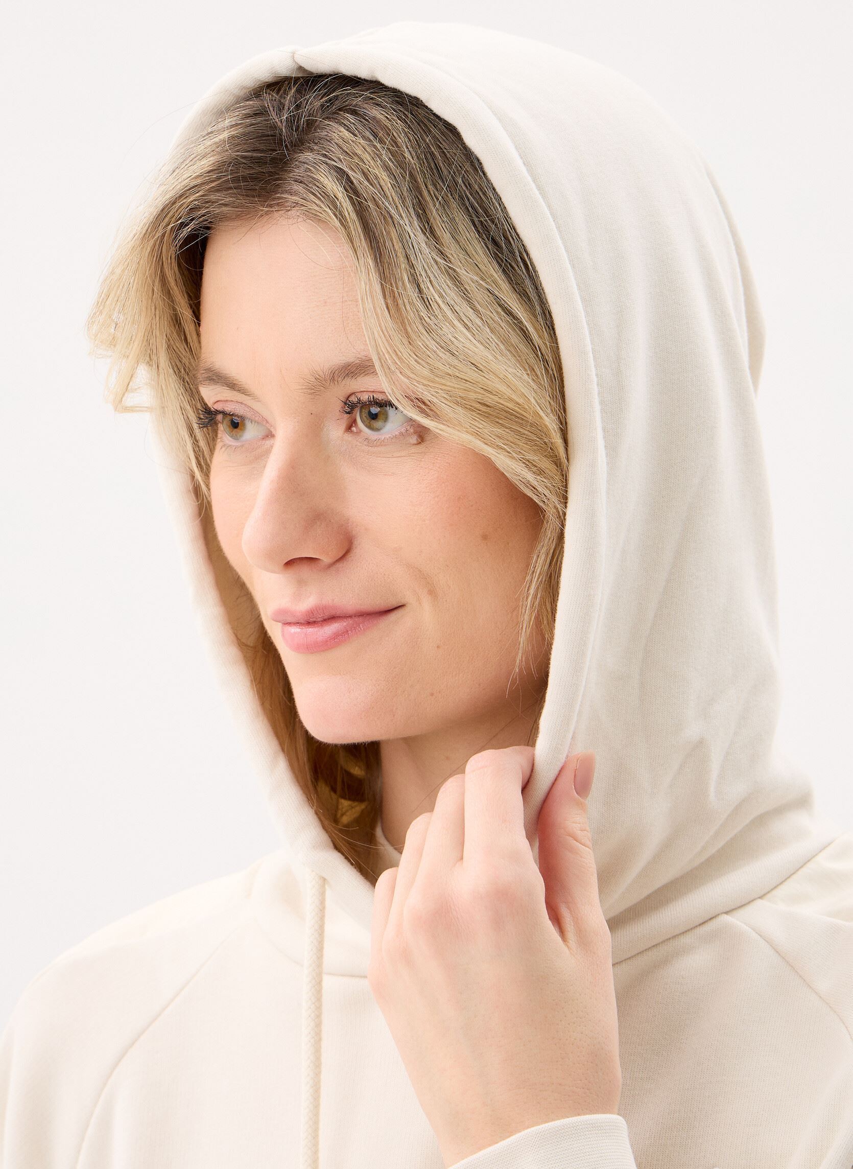 Kapuzenpullover HER Oversized Hoodie TR damen weiß Puma Kapuzenpullover HER Oversized Hoodie TR damen weiß ALPINE SNOW