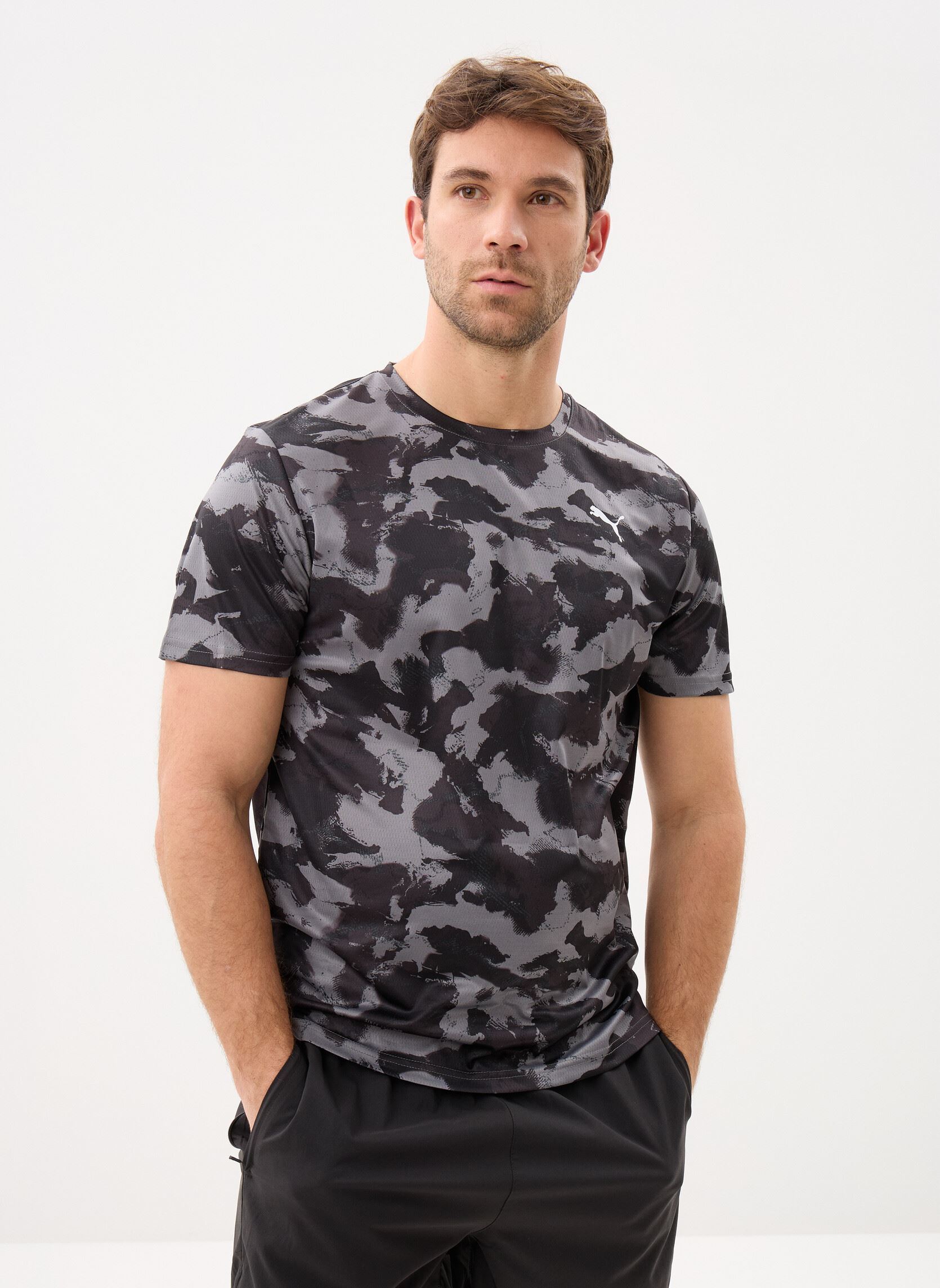 Vêtements Puma TAD ESSENTIALS AOP TEE SHIRT pour Homme - vue 1