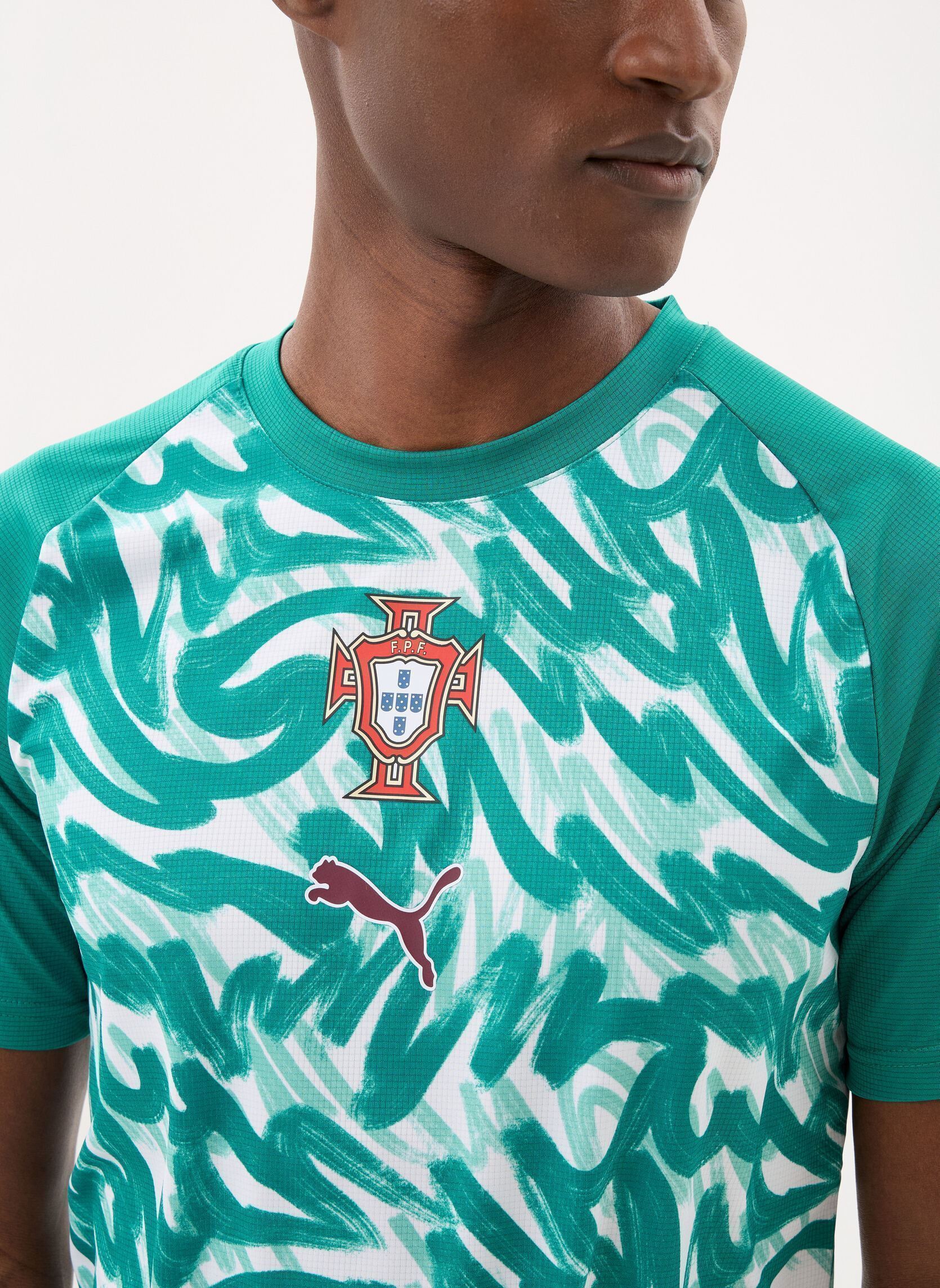 Poloshirts FPF Warm Up Jersey herren grün Puma Poloshirts FPF Warm Up Jersey herren grün Green Lagoon-Ruby Shimmer