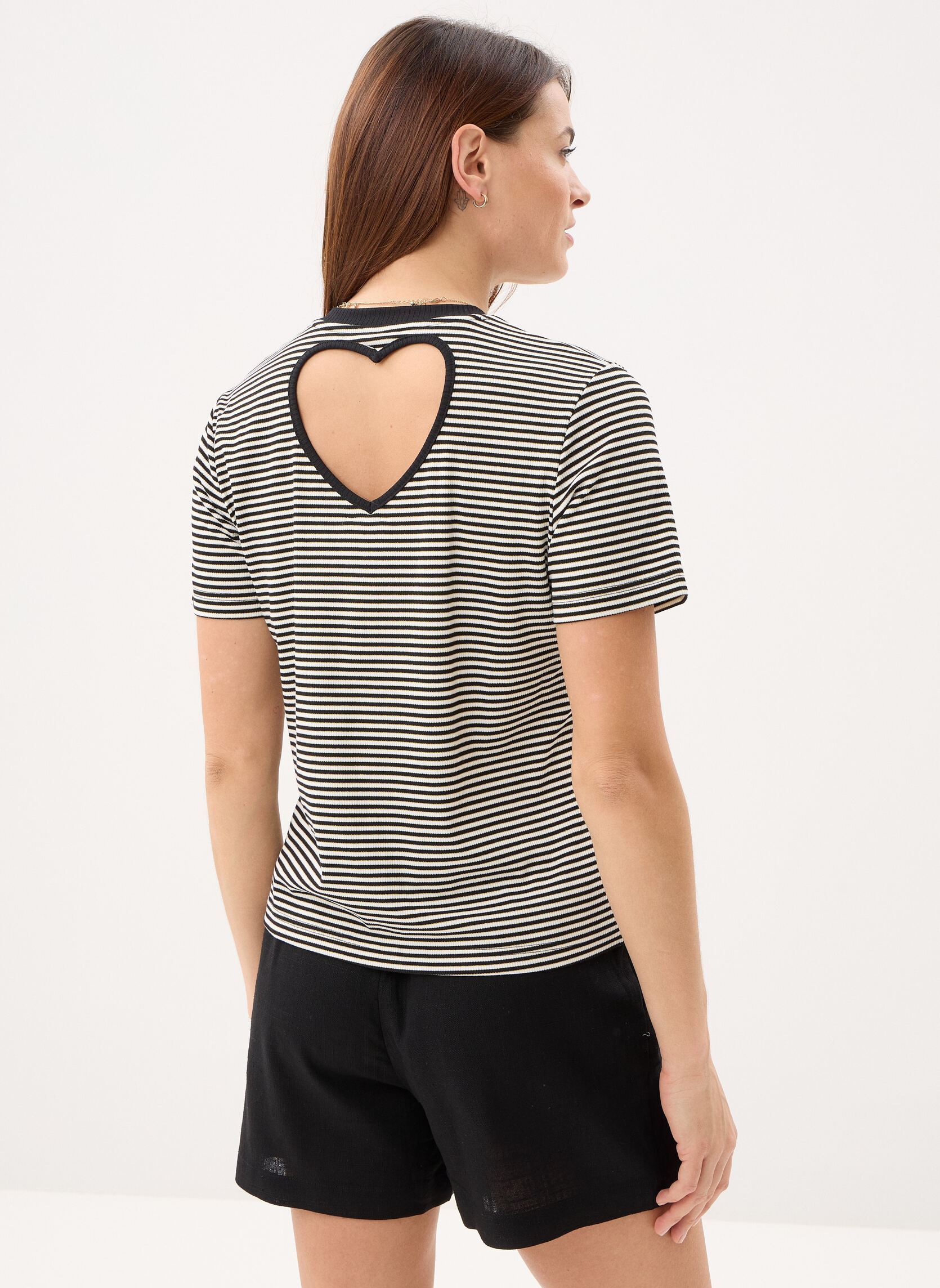 Tee-shirts manches courtes Young Ladies Knitted Tee LAL684EP femme noir Lili Sidonio Tee-shirts manches courtes Young Ladies Knitted Tee LAL684EP femme noir BLACK