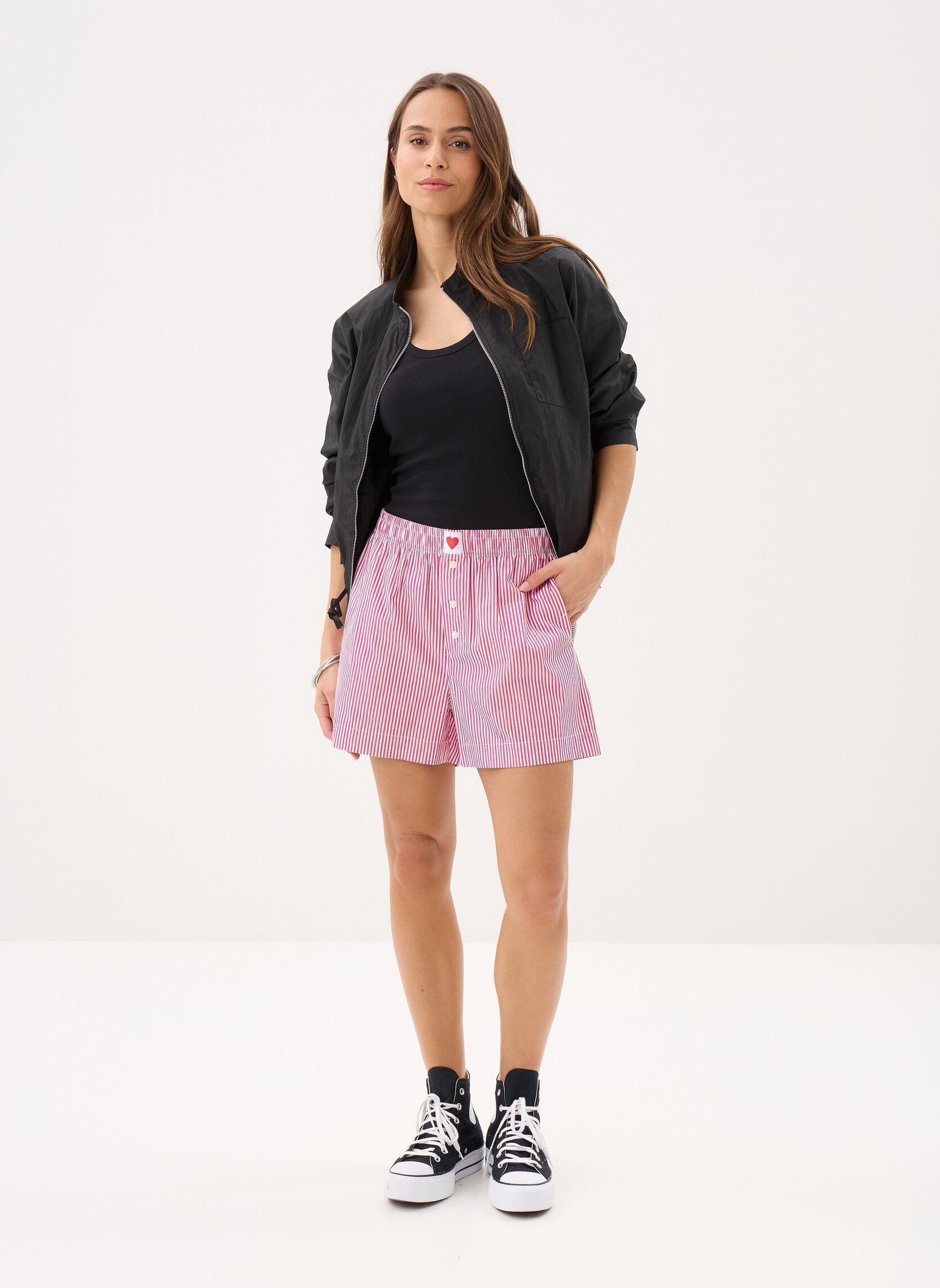 Shorts Young Ladies Woven Shorts LALS132BEE dames rood Lili Sidonio Shorts Young Ladies Woven Shorts LALS132BEE dames rood RED