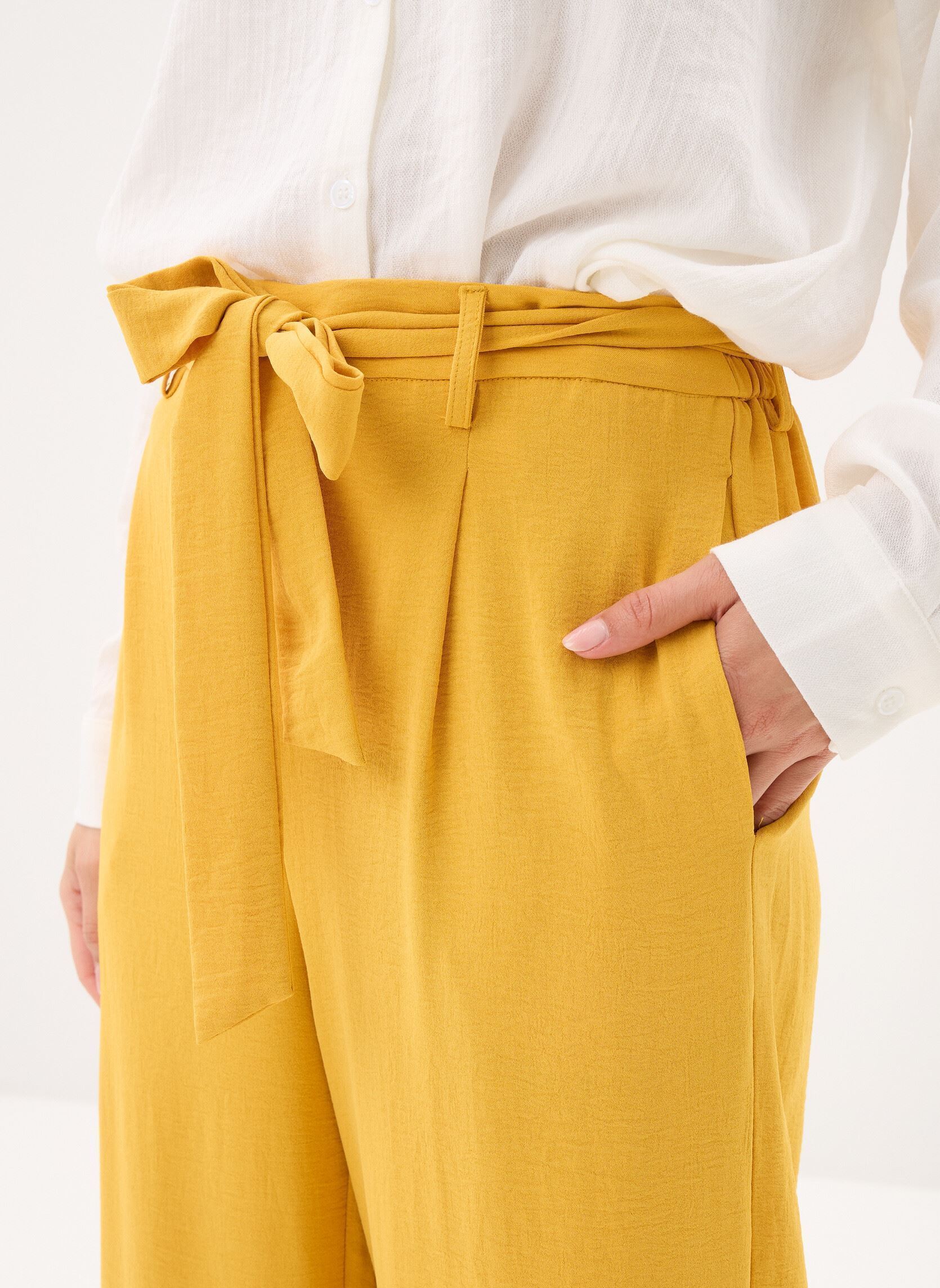 Weite Hosen Ladies Woven Pants G900EE damen gelb Molly Bracken Weite Hosen Ladies Woven Pants G900EE damen gelb MANGO YELLOW