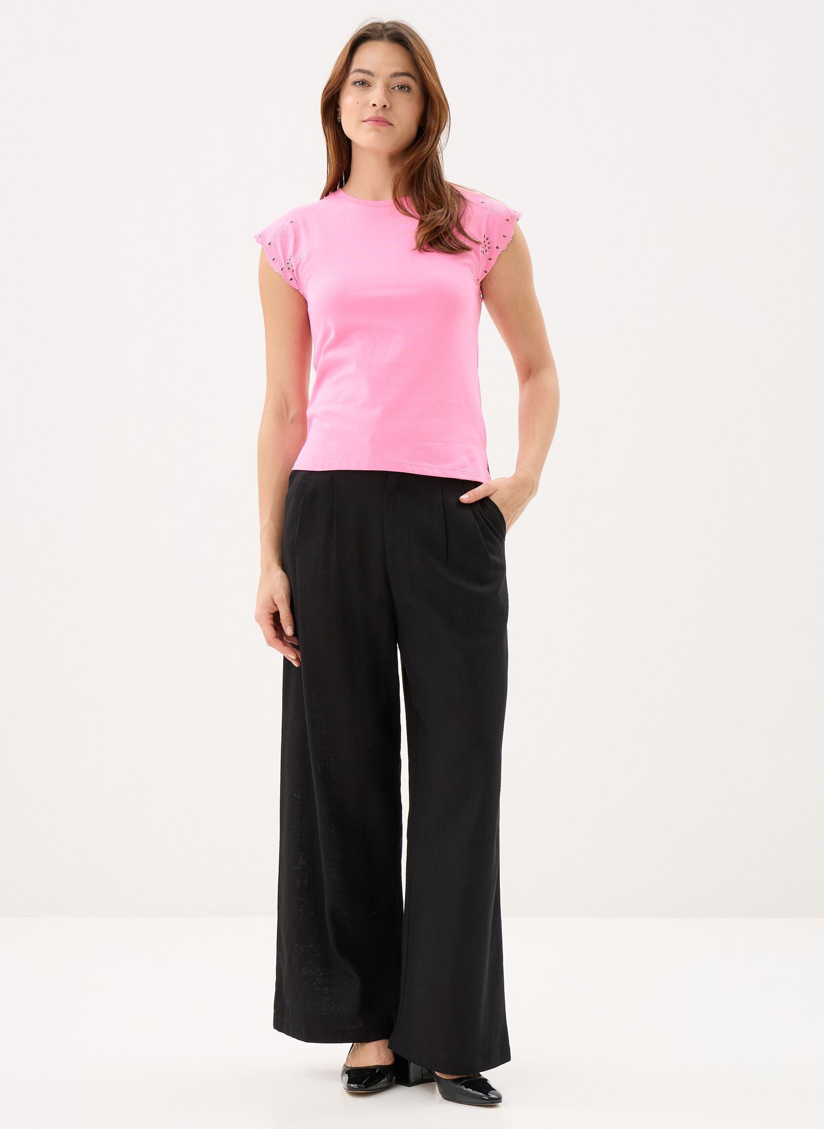 Tee-shirts manches courtes Ladies Knitted Tee LA1929EE femme rose Molly Bracken Tee-shirts manches courtes Ladies Knitted Tee LA1929EE femme rose PINK
