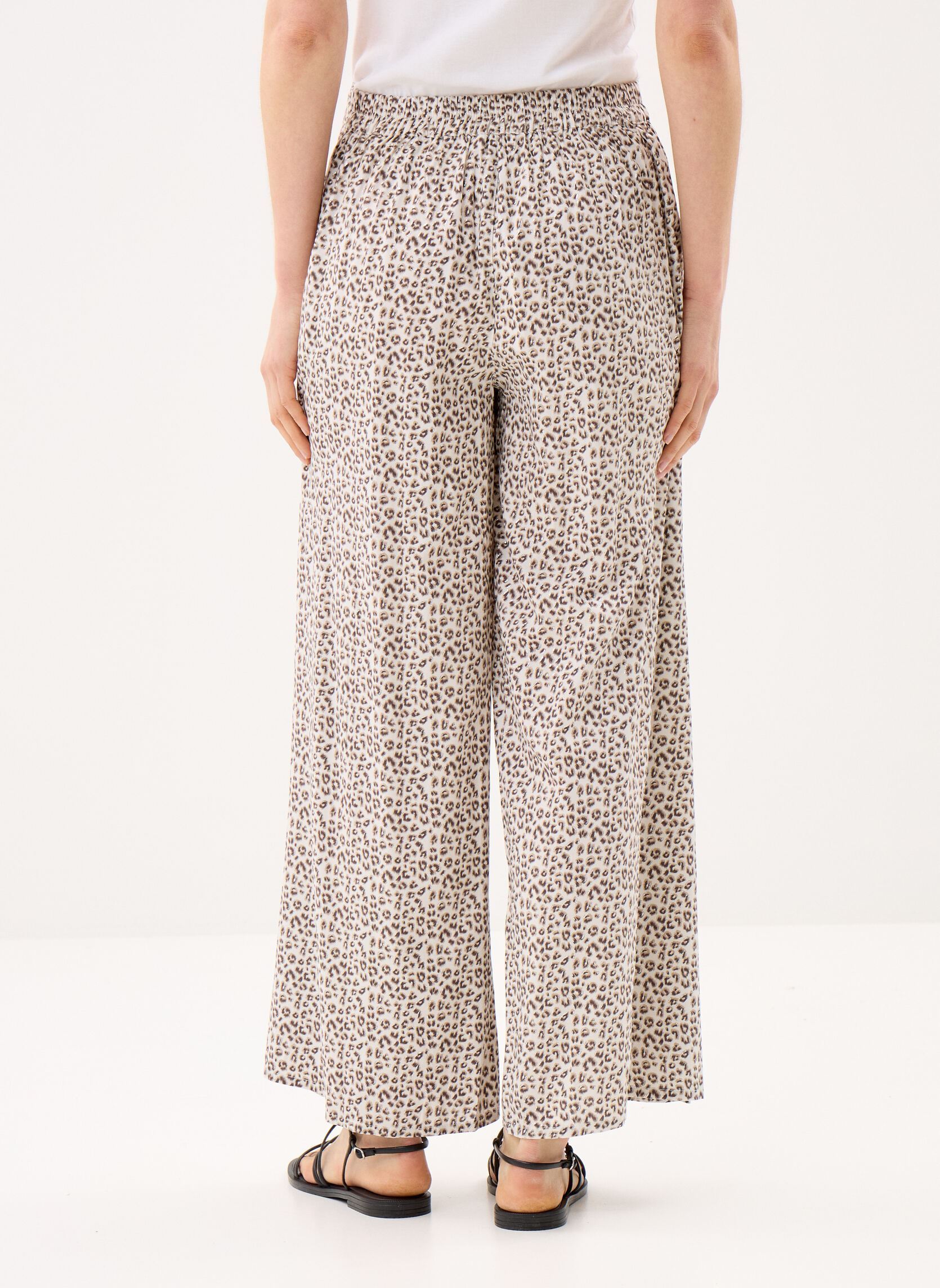 Wijde broeken Ladies Woven Pants NB105EE dames wit Molly Bracken Wijde broeken Ladies Woven Pants NB105EE dames wit OFFWHITE MAUDE