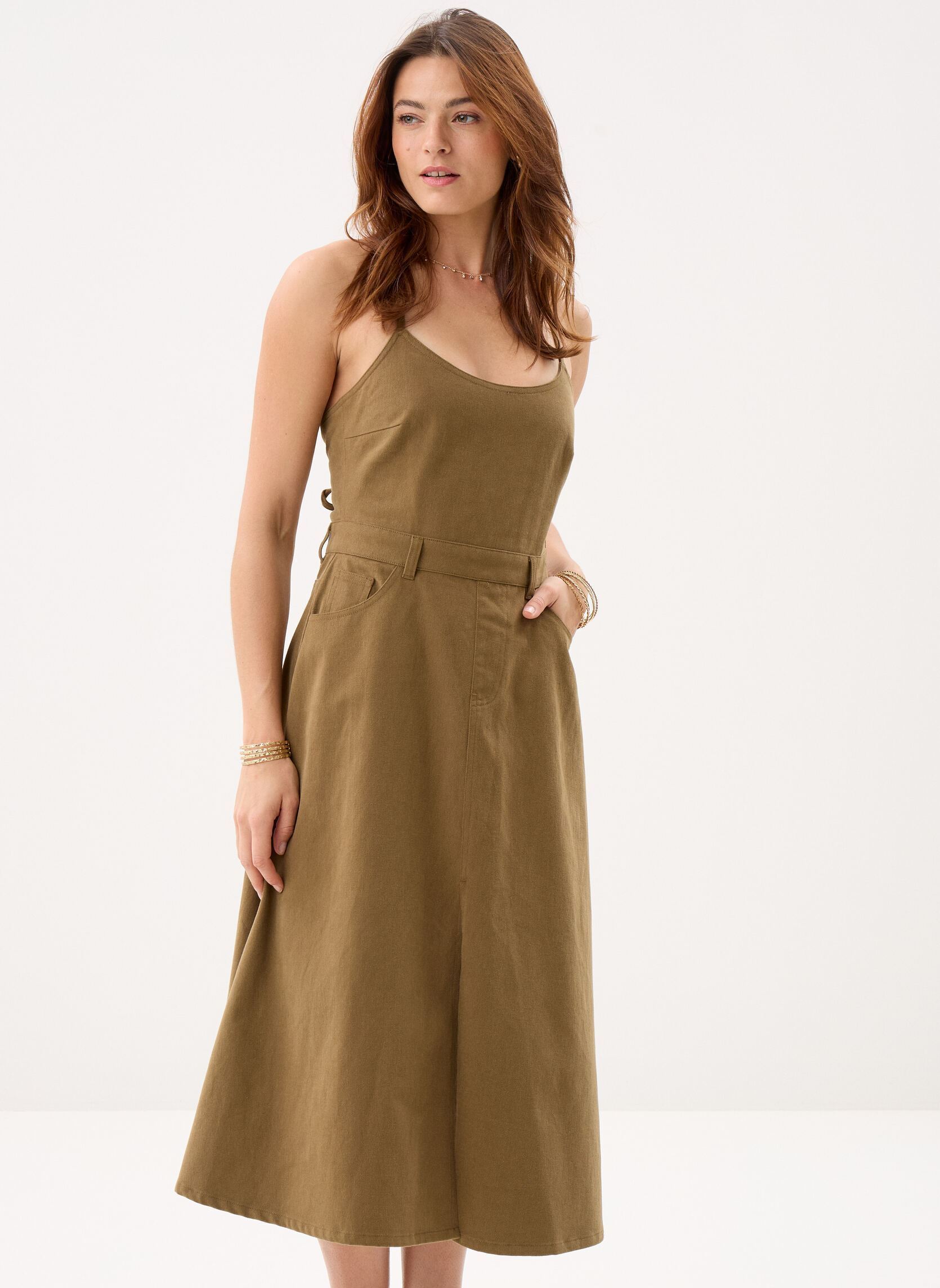 Robes Ladies Woven Dress R1736EP femme vert Molly Bracken Robes Ladies Woven Dress R1736EP femme vert KHAKI