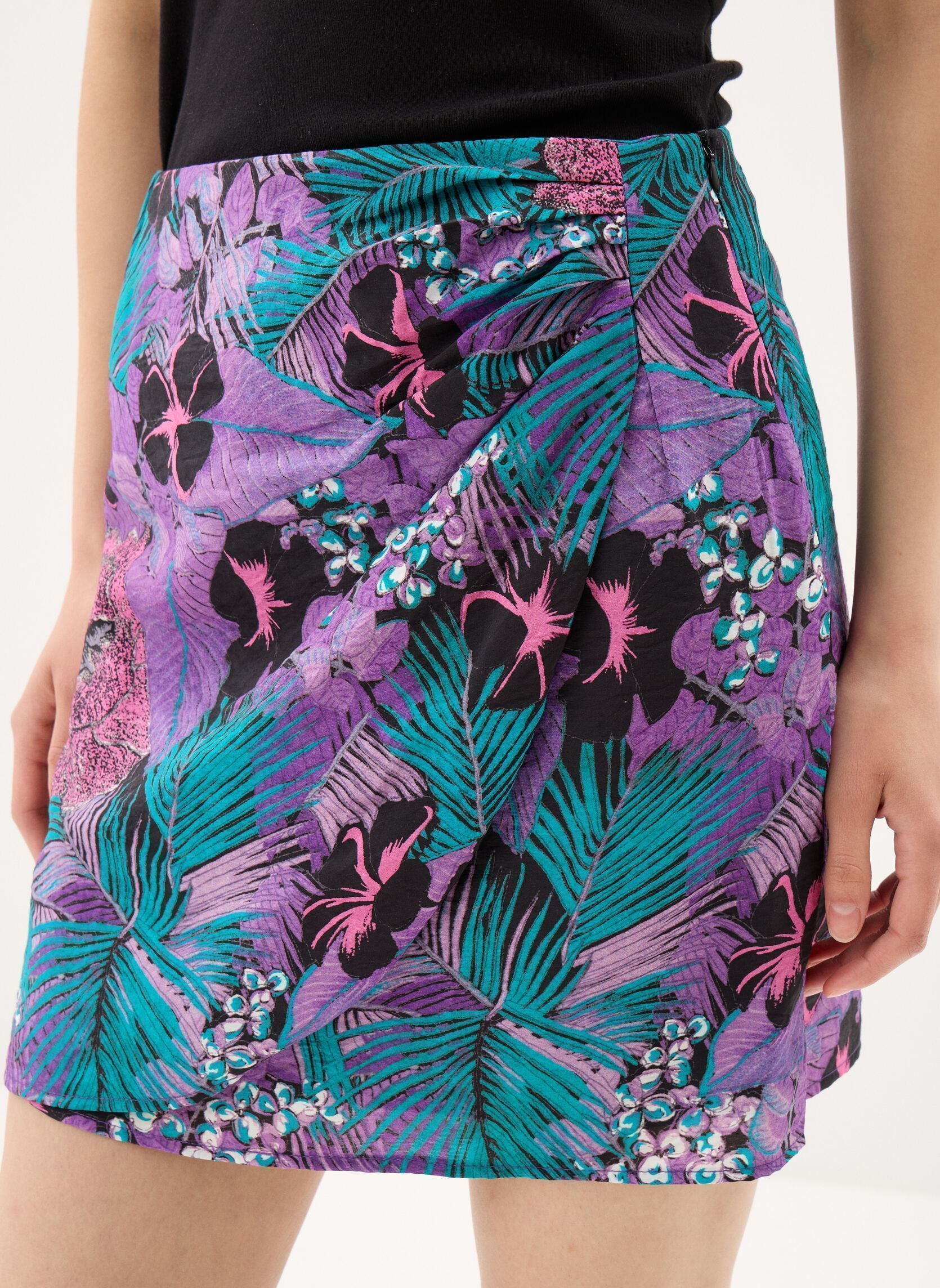 Jupes courtes Ladies Woven Skirt T2206EE femme violet Molly Bracken Jupes courtes Ladies Woven Skirt T2206EE femme violet PURPLE IRIS