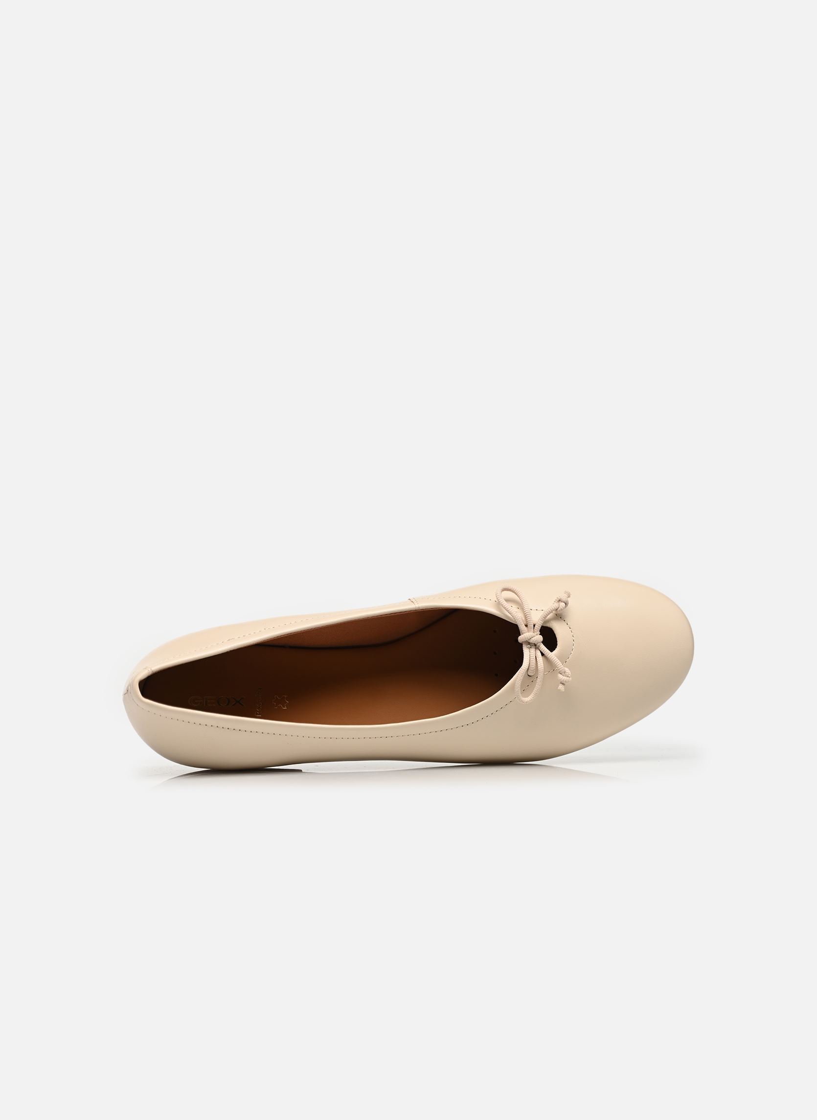 Ballerines classiques D NEW PALMARIA A femme blanc Geox Ballerines classiques D NEW PALMARIA A femme blanc Papyrus