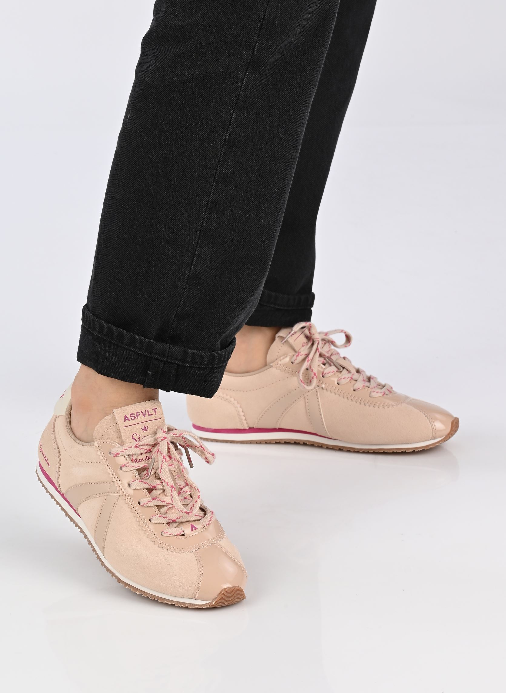 Niedrige Sneaker Sienna damen rosa ASFVLT Niedrige Sneaker Sienna damen rosa NUDE LIPSTICK