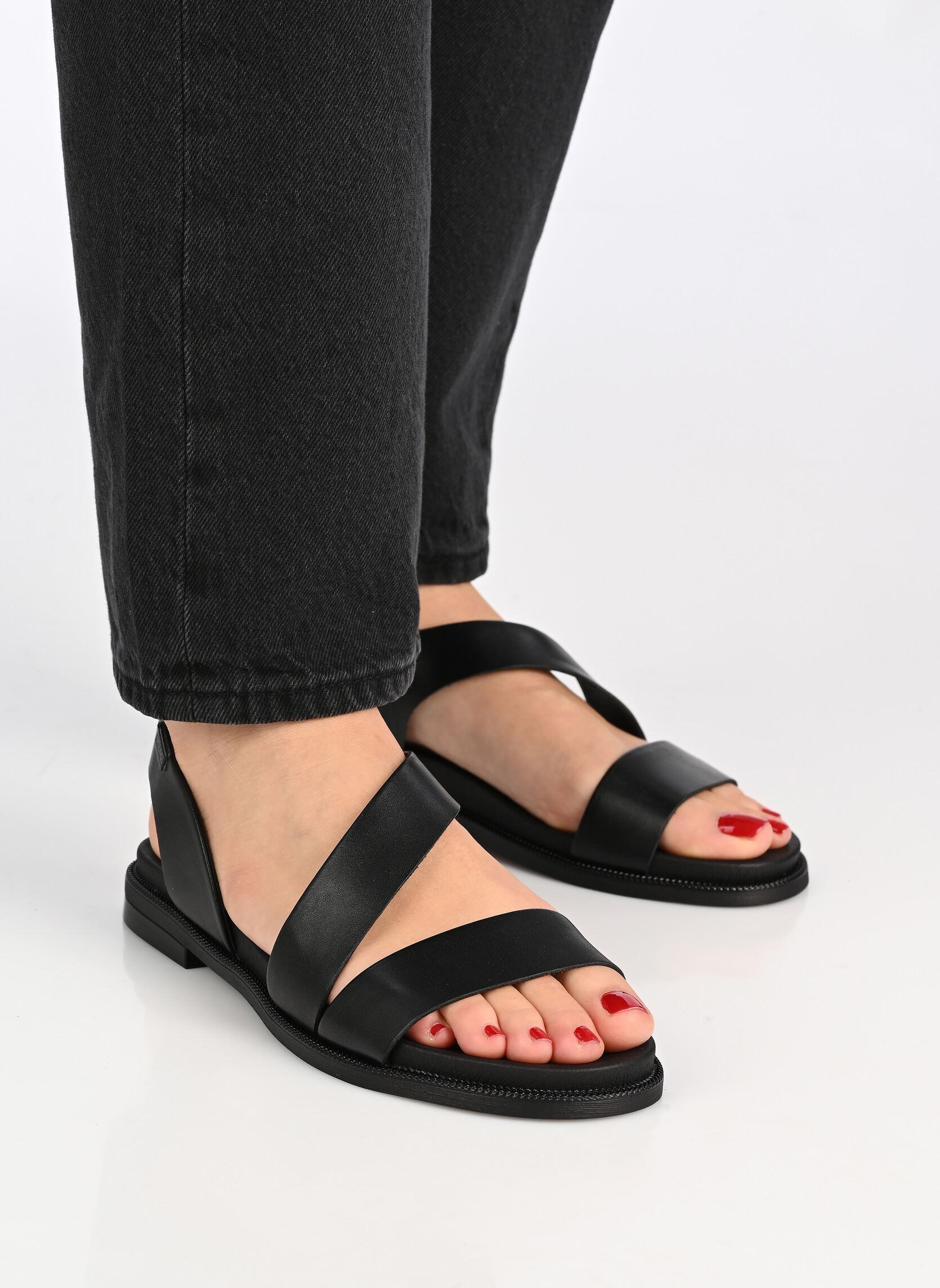 Flache Sandalen NAVIA W3E-0652 damen schwarz Pikolinos Flache Sandalen NAVIA W3E-0652 damen schwarz Black