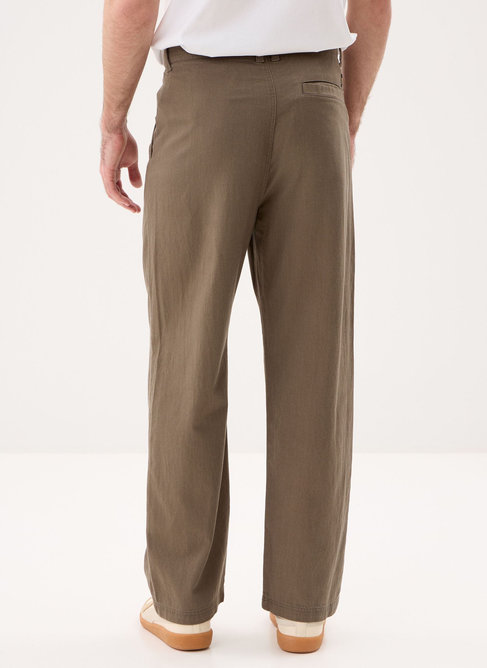 Pantaloni dritti Enzyme Wash Pleated Trouser uomo marrone Lyle & Scott Pantaloni dritti Enzyme Wash Pleated Trouser uomo marrone Khjaki Ash