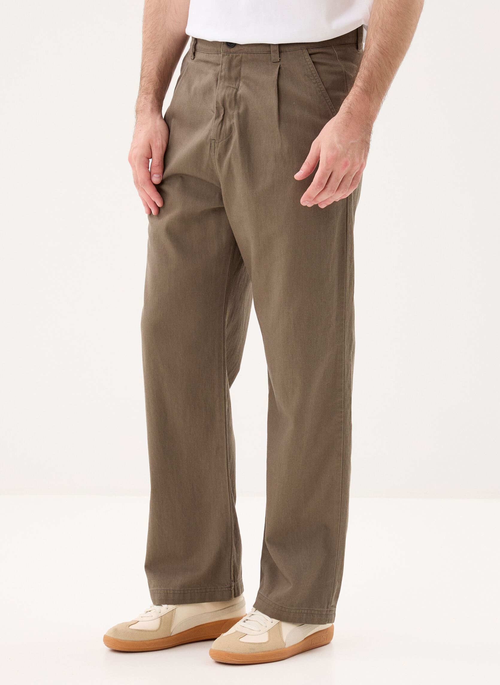 Pantaloni dritti Enzyme Wash Pleated Trouser uomo marrone Lyle & Scott Pantaloni dritti Enzyme Wash Pleated Trouser uomo marrone Khjaki Ash