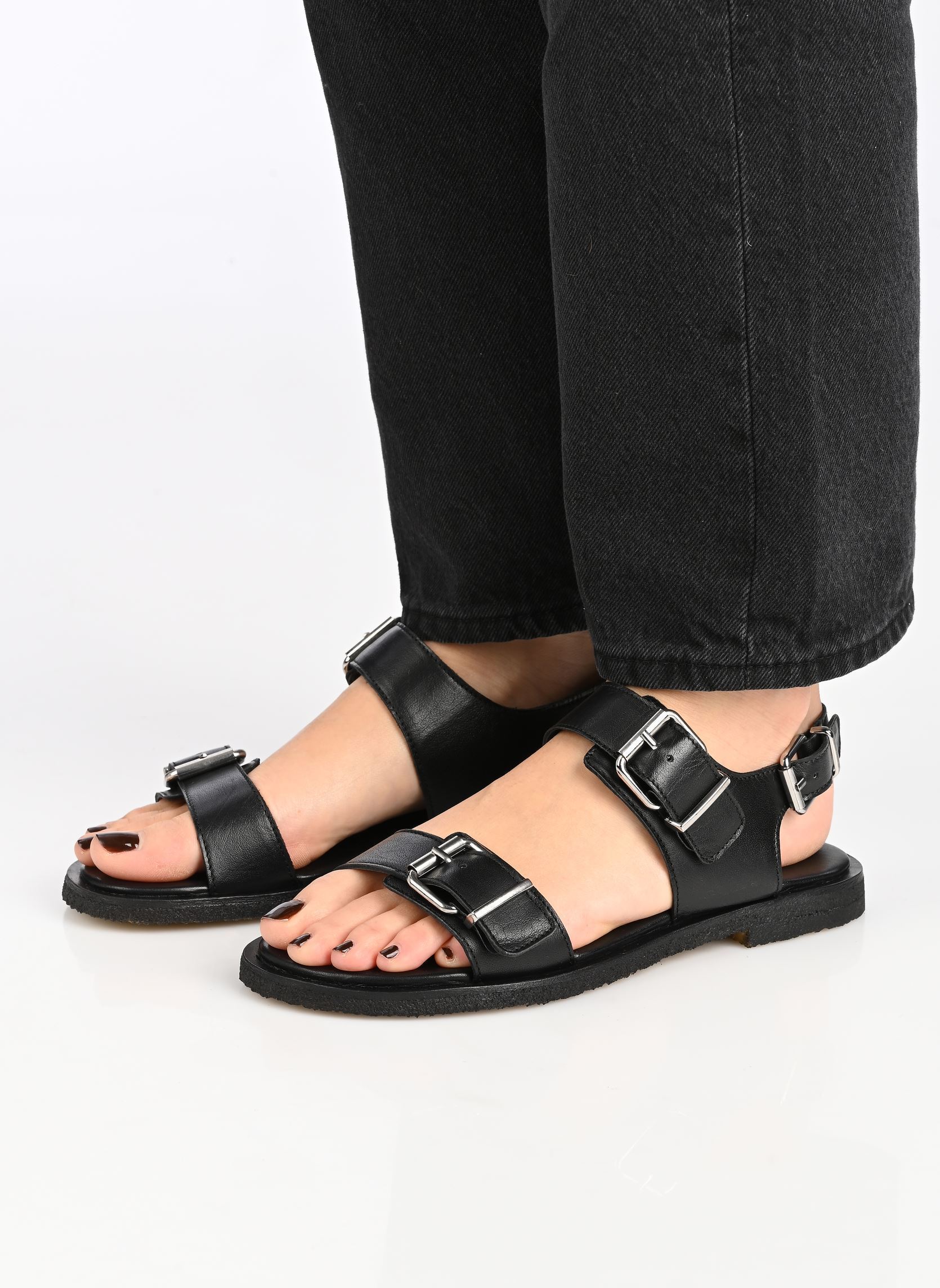 Flache Sandalen T8014 damen schwarz Billi Bi Flache Sandalen T8014 damen schwarz Black Calf