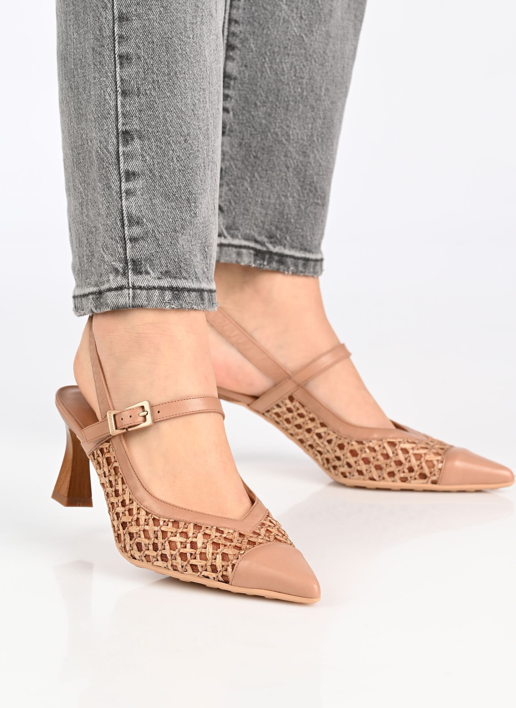 Pumps mit Riemchen GIORGIA-V26 RHV264671 damen beige Hispanitas Pumps mit Riemchen GIORGIA-V26 RHV264671 damen beige Almond
