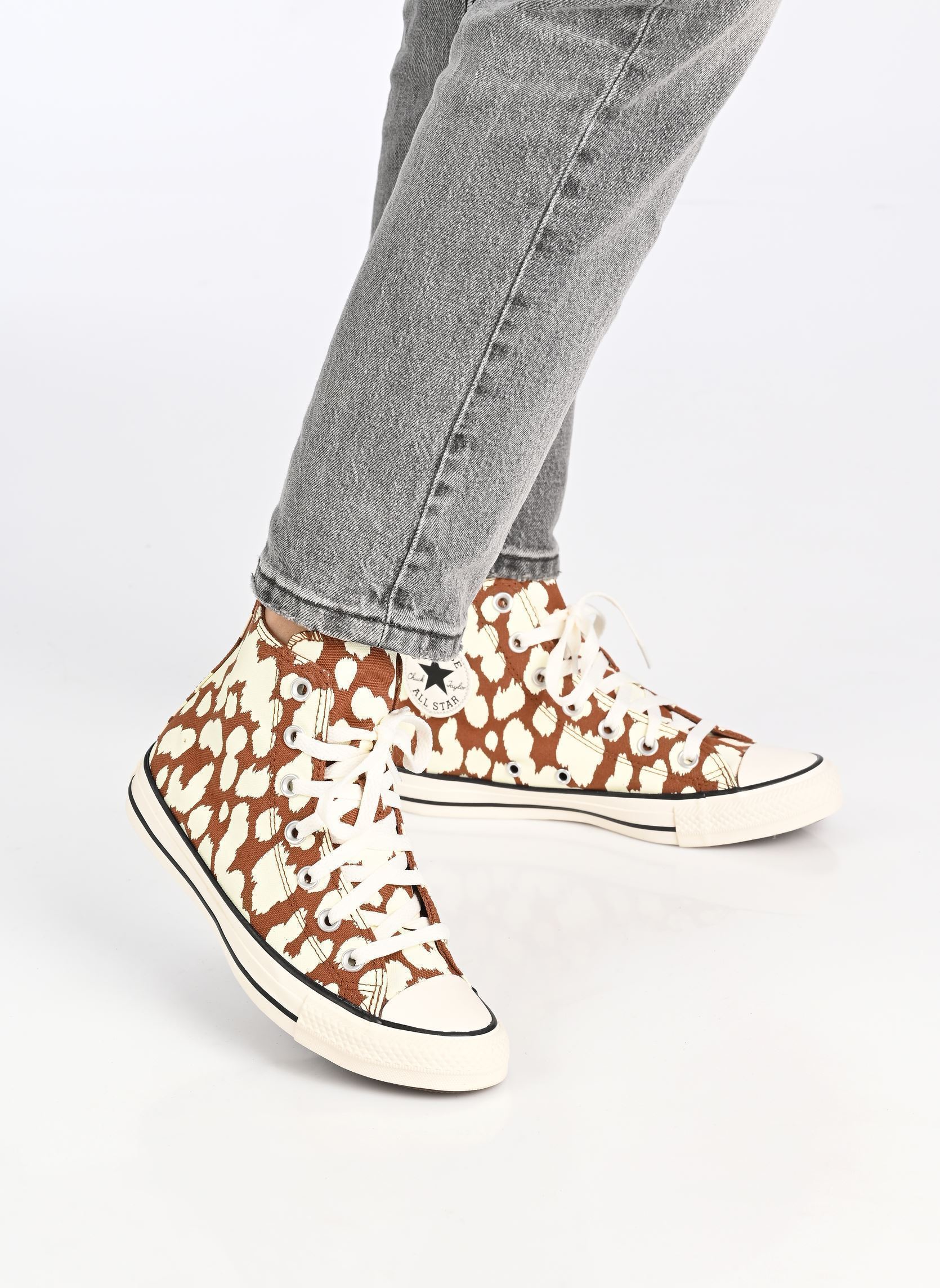 Leinen-Sneaker Chuck Taylor All Star Cow Print Hi damen mehrfarbig Converse Leinen-Sneaker Chuck Taylor All Star Cow Print Hi damen mehrfarbig UNEARTHED/EGRET/UNEARTHED