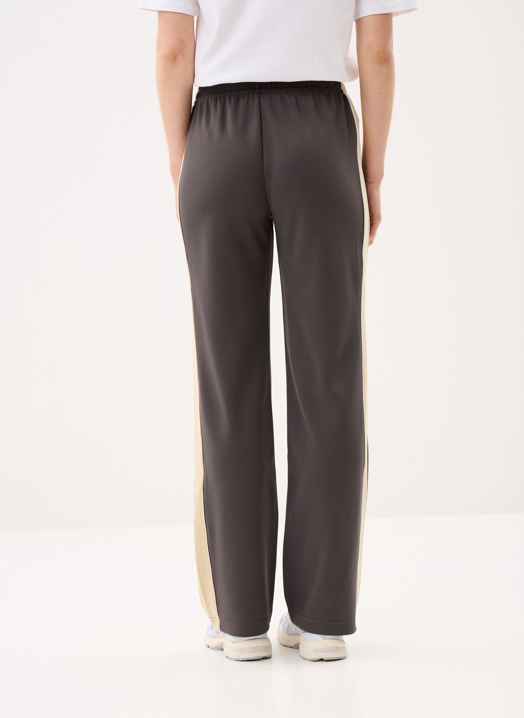 Jogginghosen Interlock Pant damen grau New Balance Jogginghosen Interlock Pant damen grau Faded black