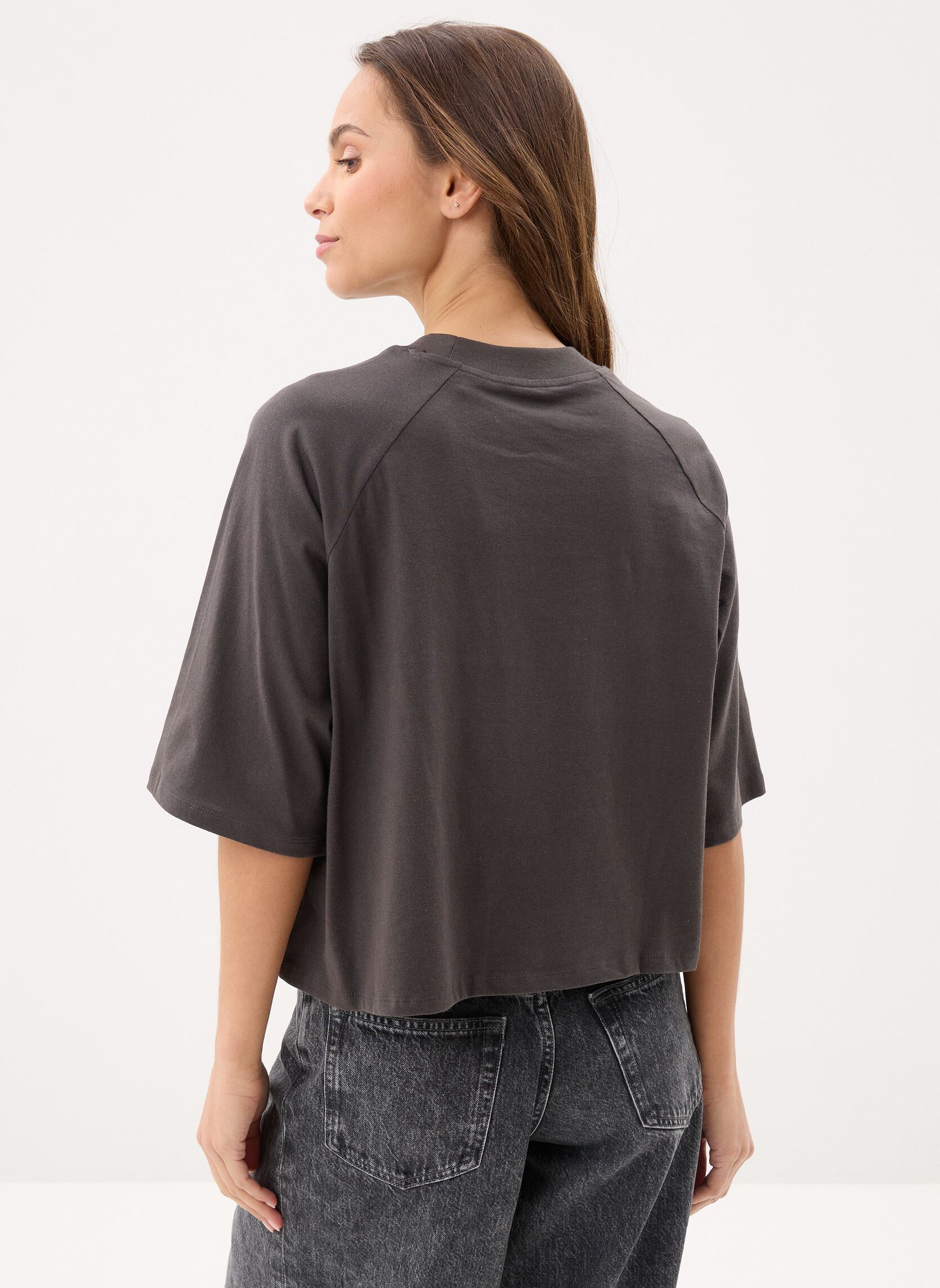 Tee-shirts manches courtes Trackside Raglan T-Shirt femme gris New Balance Tee-shirts manches courtes Trackside Raglan T-Shirt femme gris Faded black