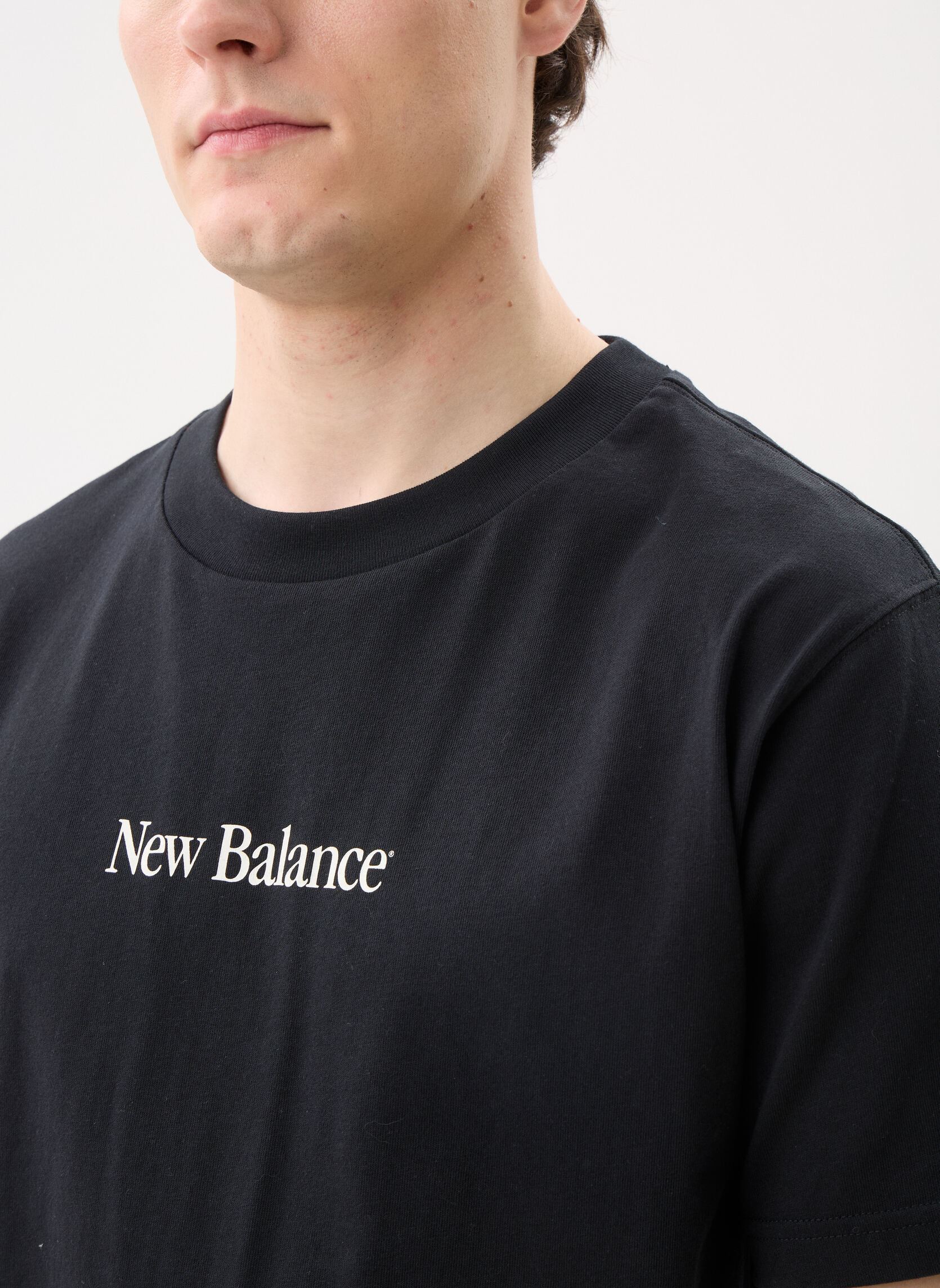 Tee-shirts manches courtes N Collage T-Shirt homme noir New Balance Tee-shirts manches courtes N Collage T-Shirt homme noir Black