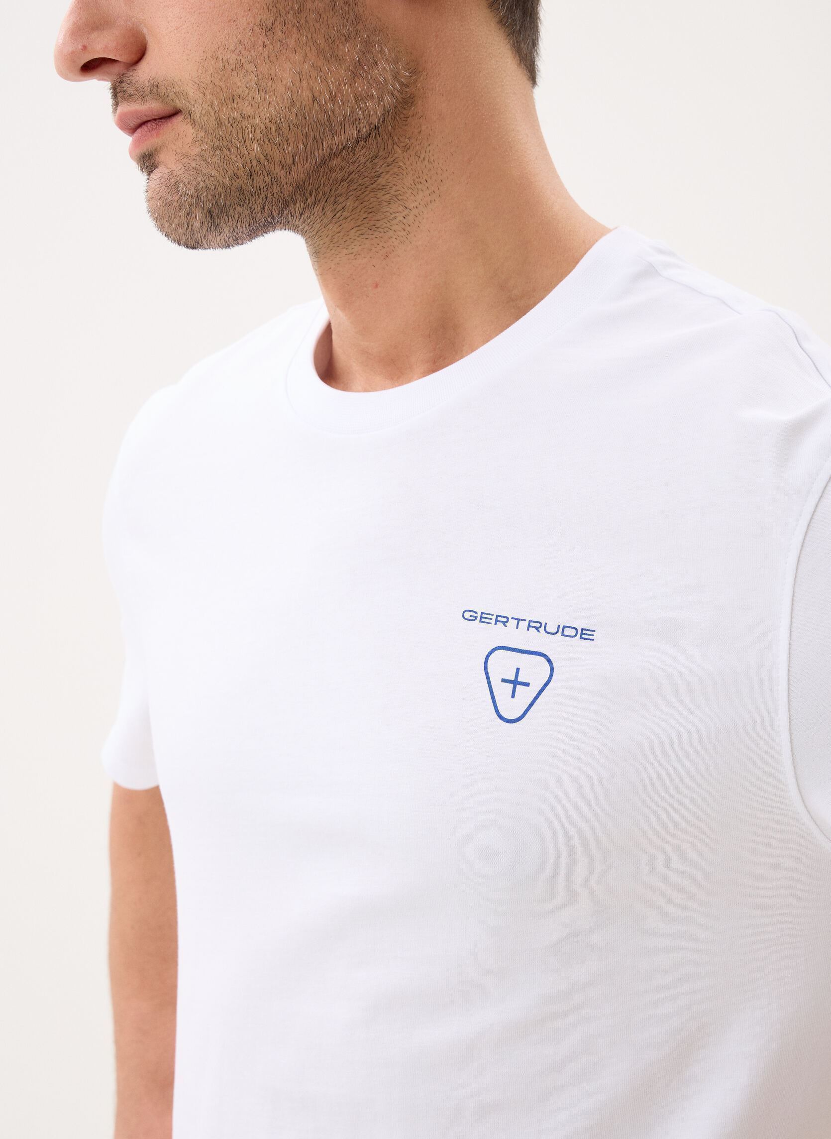 Tee-shirts manches courtes Leonce Fluidity Tee-Shirt homme blanc Gertrude Tee-shirts manches courtes Leonce Fluidity Tee-Shirt homme blanc Blanc