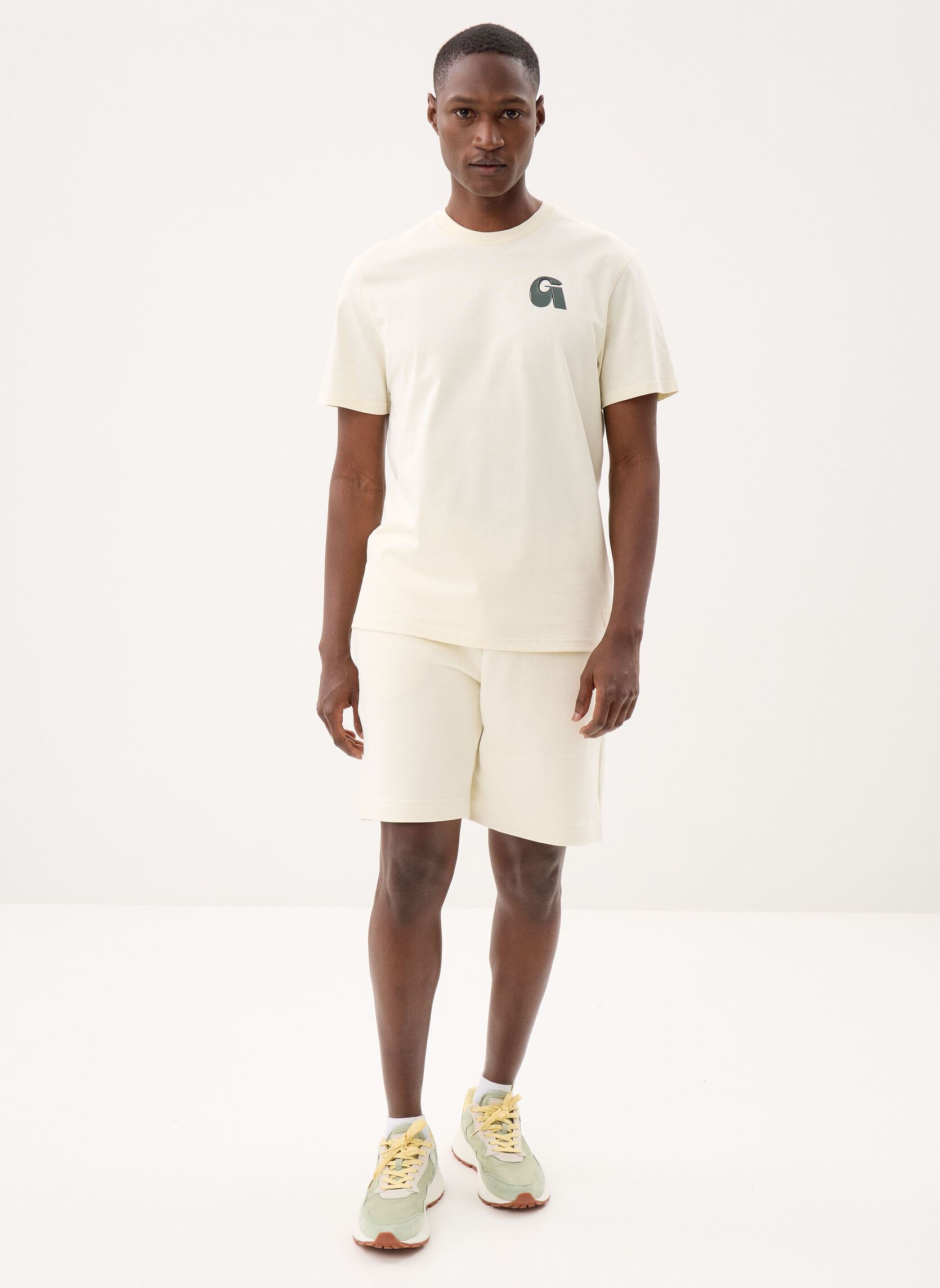 T-shirts Leonce Letter Tee-Shirt heren wit Gertrude T-shirts Leonce Letter Tee-Shirt heren wit Creme