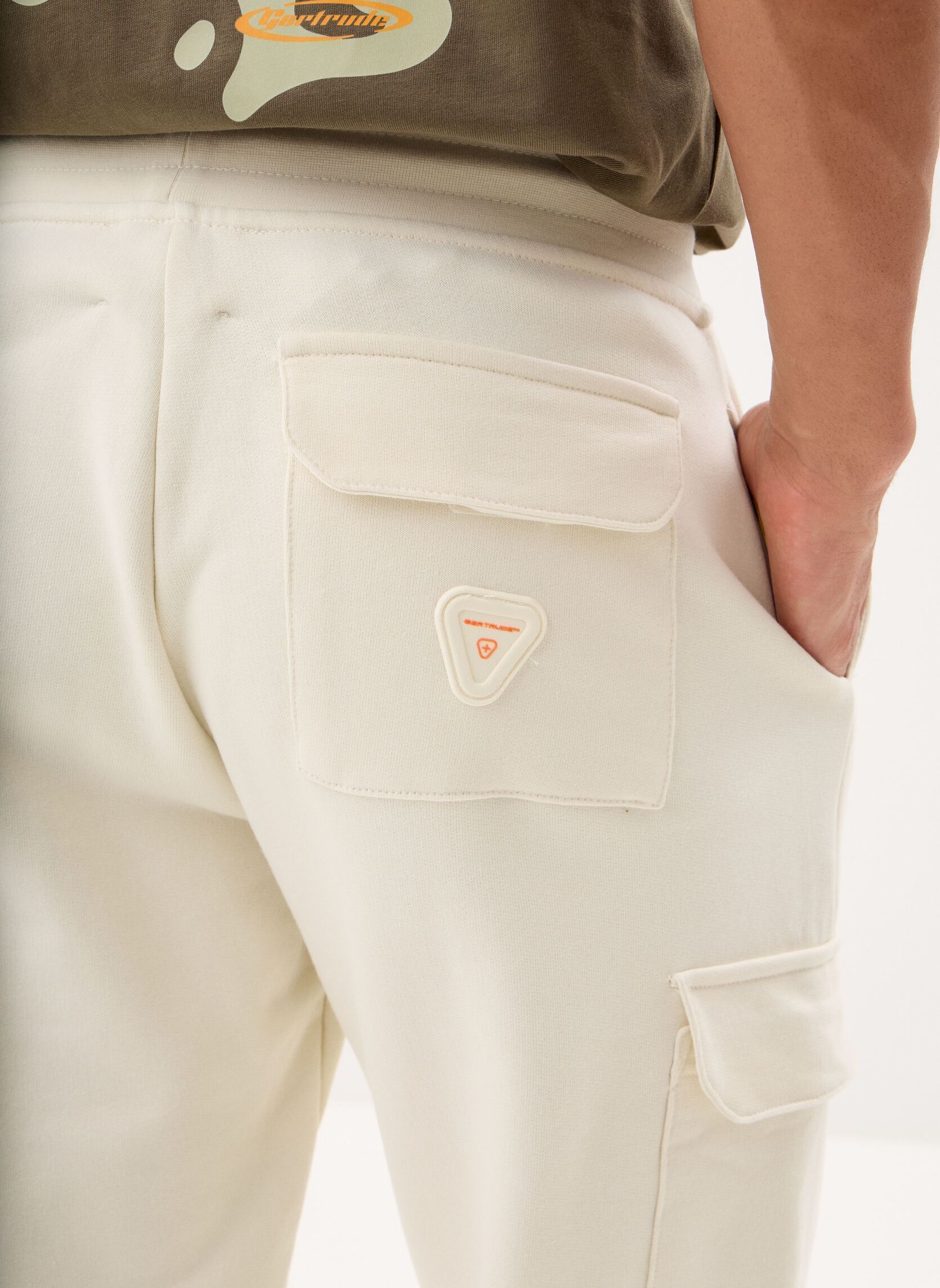 Joggings Martino Jogging homme blanc Gertrude Joggings Martino Jogging homme blanc Creme