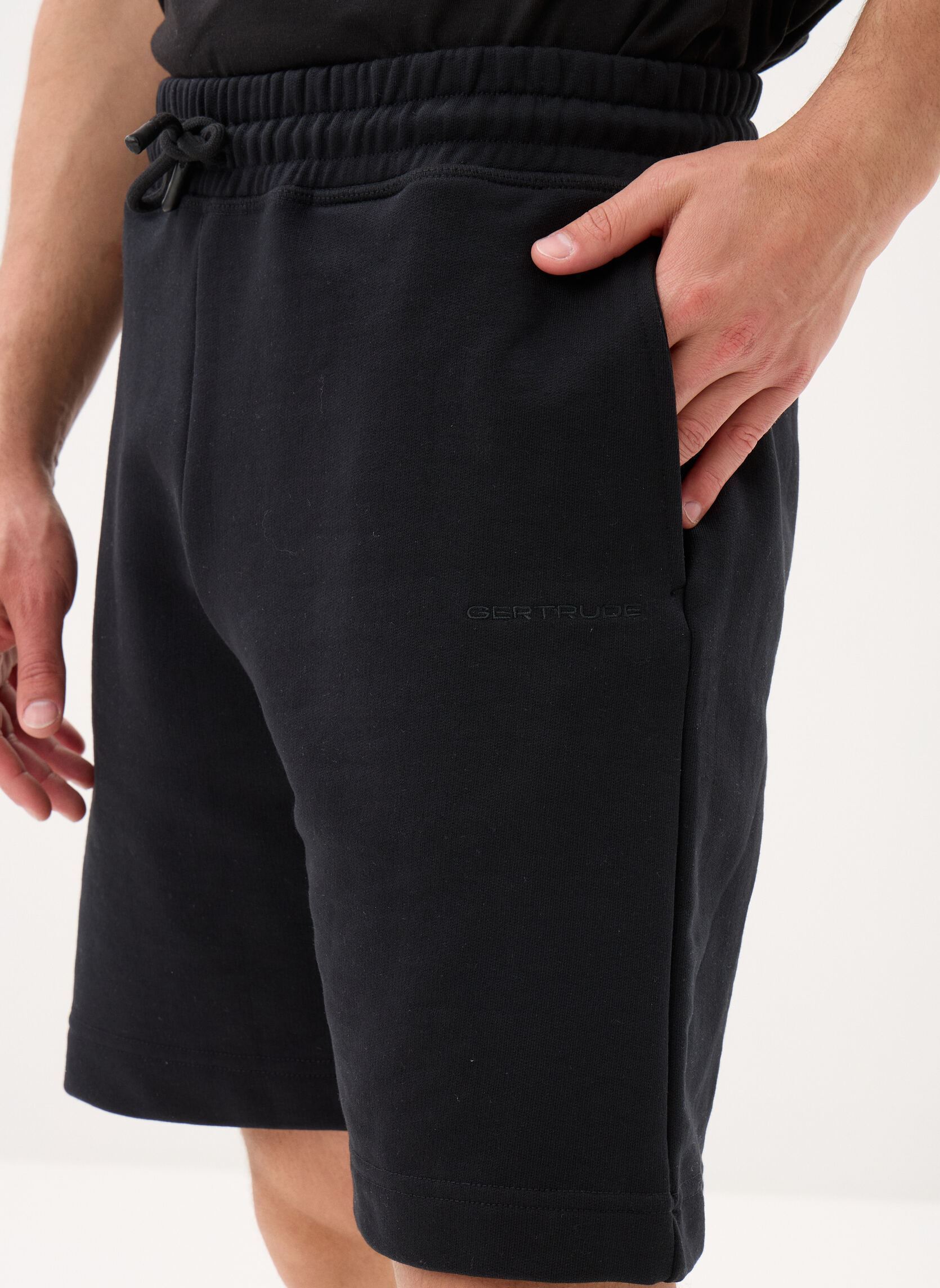 Bermudas Yann Short homme noir Gertrude Bermudas Yann Short homme noir Black