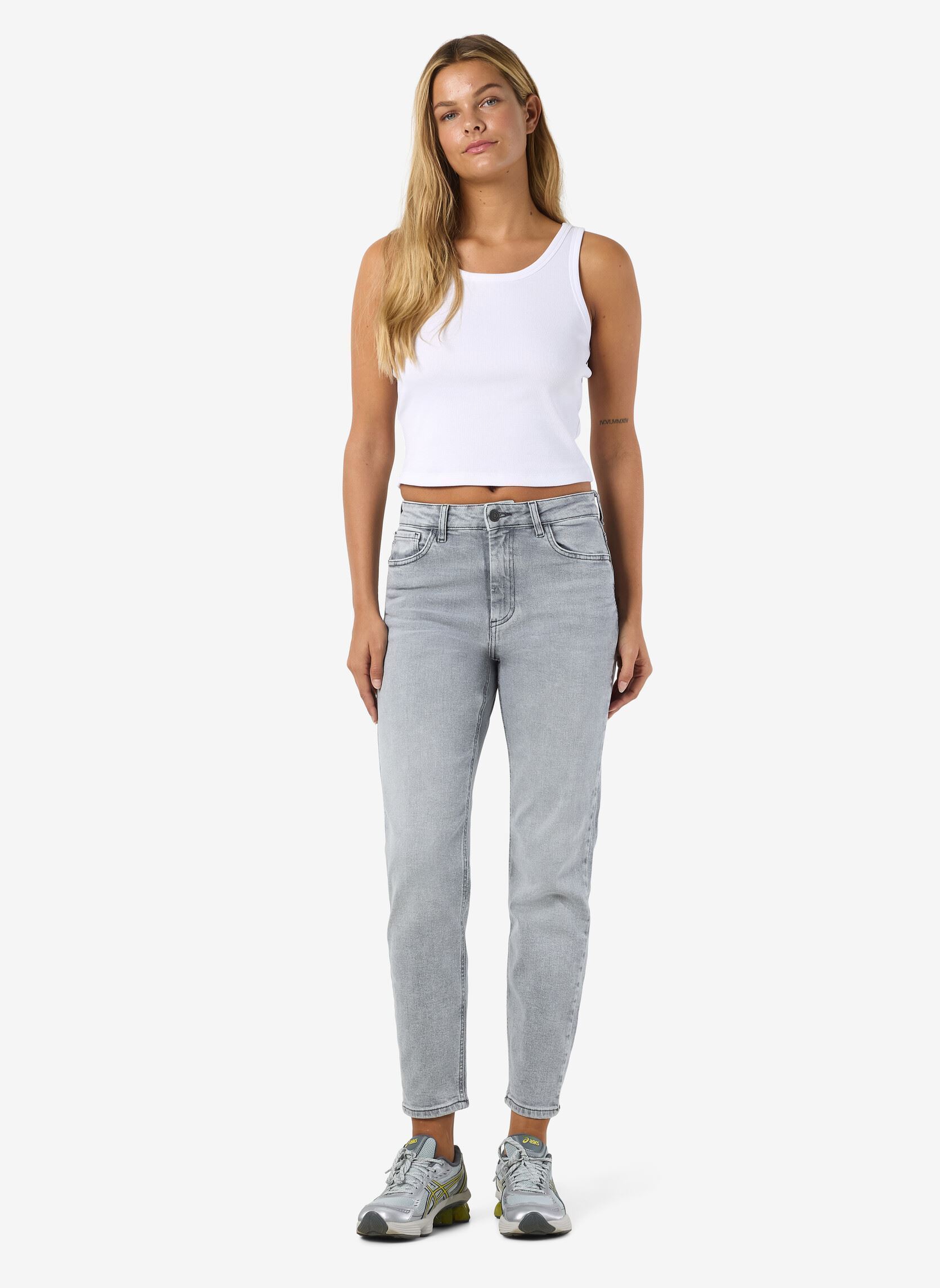 Rechte jeans / Straight Leg Jeans Nmmoni Hw Straght Ank Jeans Az277Lg Noos dames grijs Noisy May Rechte jeans / Straight Leg Jeans Nmmoni Hw Straght Ank Jeans Az277Lg Noos dames grijs Light Grey Denim