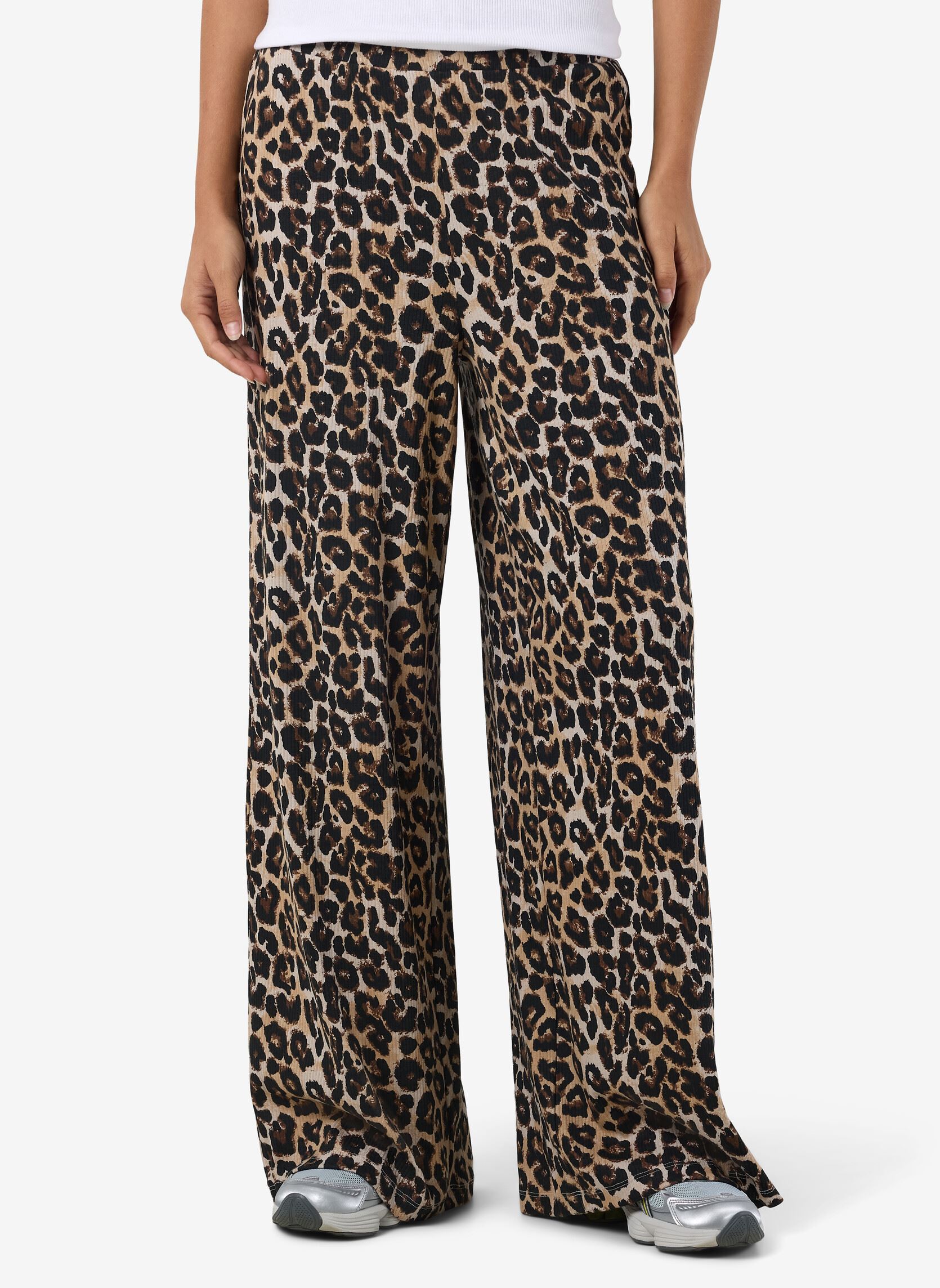 Wijde broeken Nmpasa Nw Wide Pants Noos dames zwart Noisy May Wijde broeken Nmpasa Nw Wide Pants Noos dames zwart Black