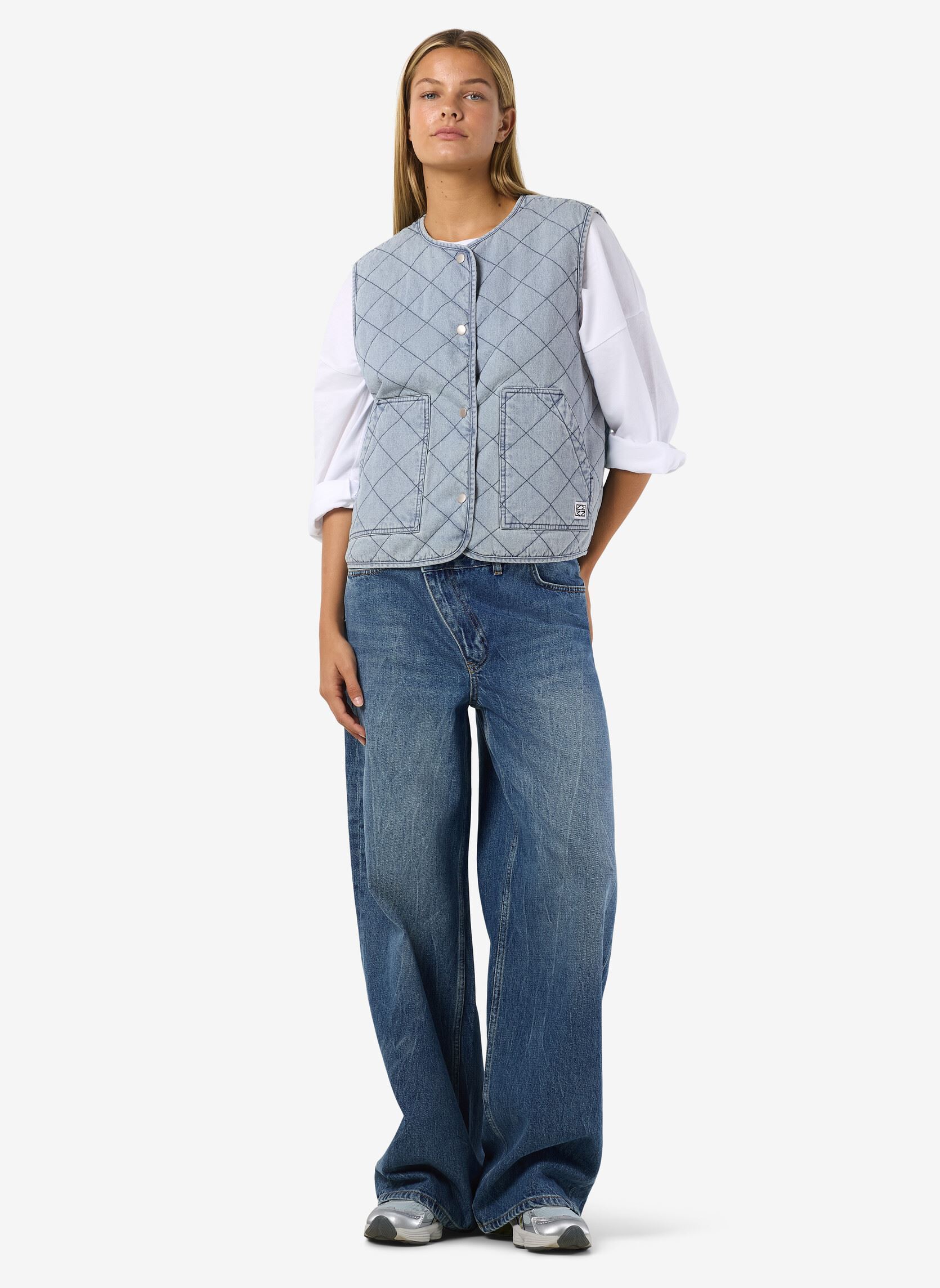 Bodywarmer Nmcleo Quilted Denim Vest dames blauw Noisy May Bodywarmer Nmcleo Quilted Denim Vest dames blauw Light Blue Denim