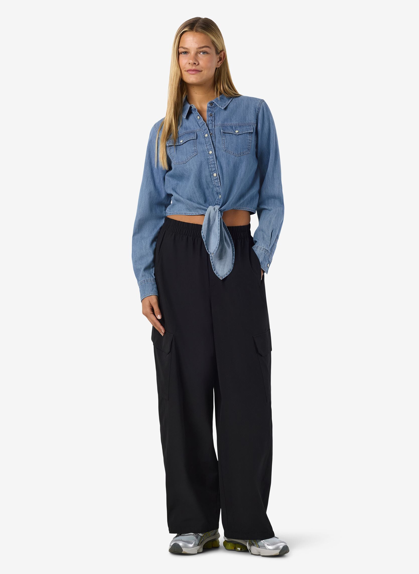 Langarm-Hemden Nmhelsa L/S Tie Shirt Mg002Lb damen blau Noisy May Langarm-Hemden Nmhelsa L/S Tie Shirt Mg002Lb damen blau LIGHT BLUE DENIM