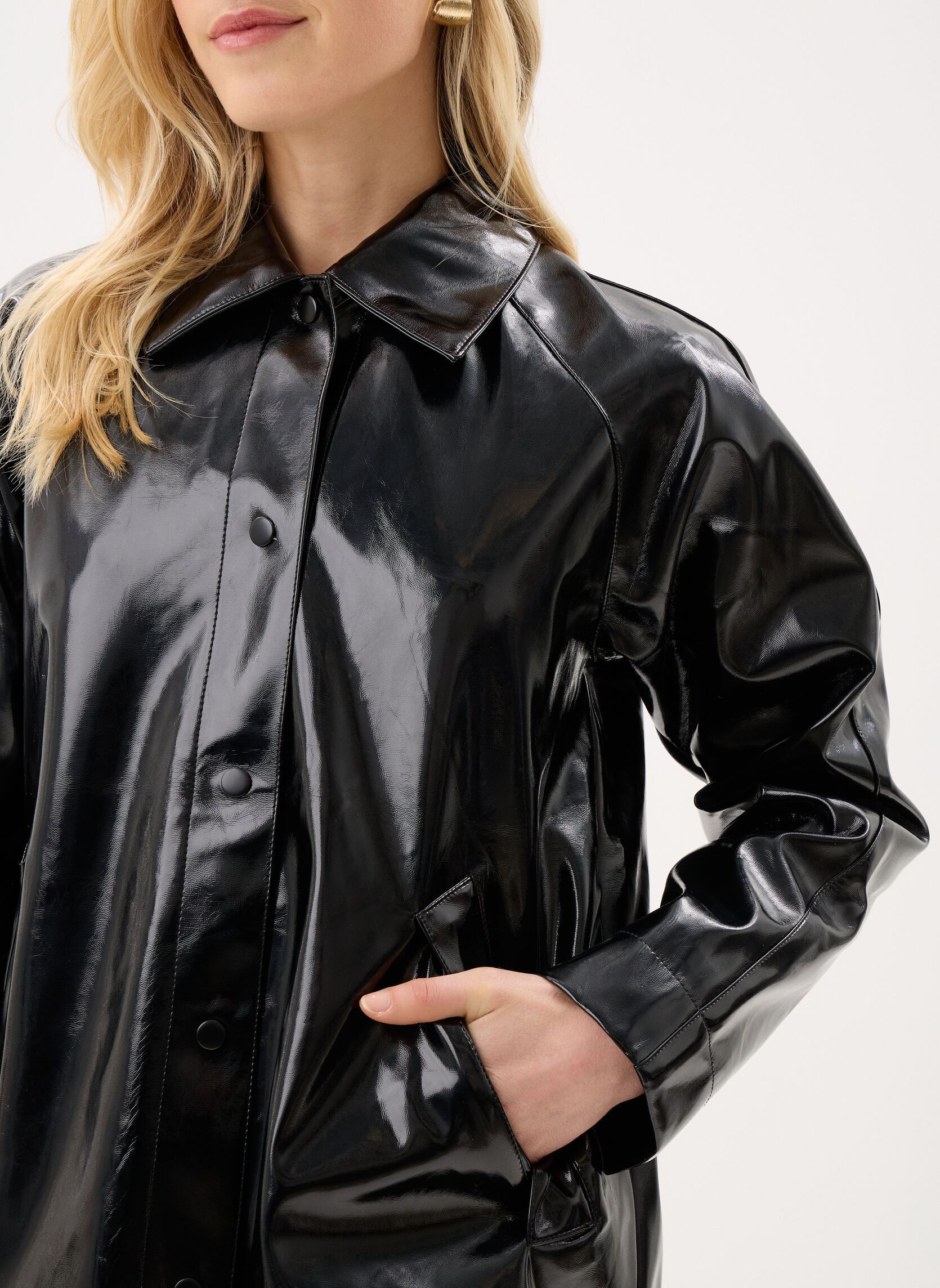 Jacken Nmsky Vinyl Pleated Jacket damen schwarz Noisy May Jacken Nmsky Vinyl Pleated Jacket damen schwarz Black