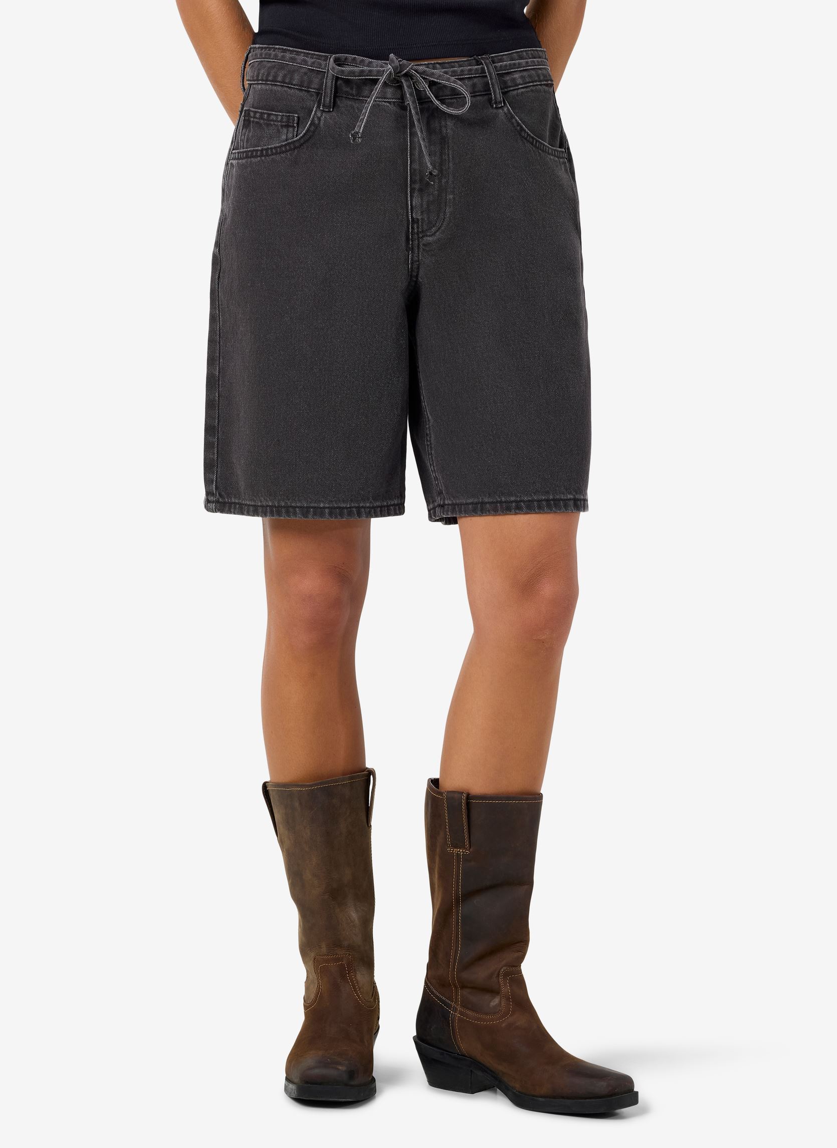 Pantaloncini Nmmaisy Mw Loose Shorts Az457Bl donna nero Noisy May Pantaloncini Nmmaisy Mw Loose Shorts Az457Bl donna nero BLACK DENIM