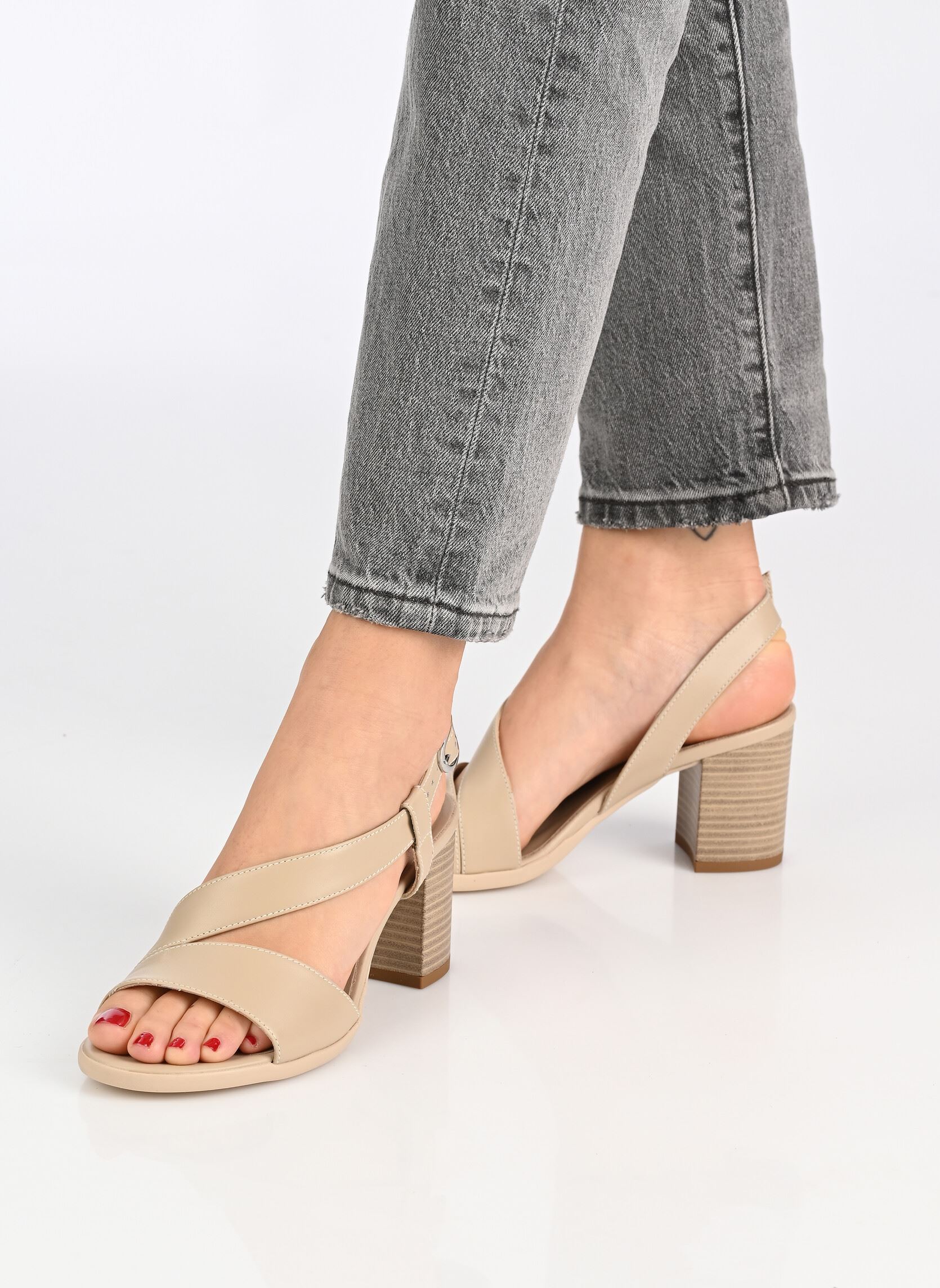 Sandalen E510440D damen beige NeroGiardini Sandalen E510440D damen beige 453