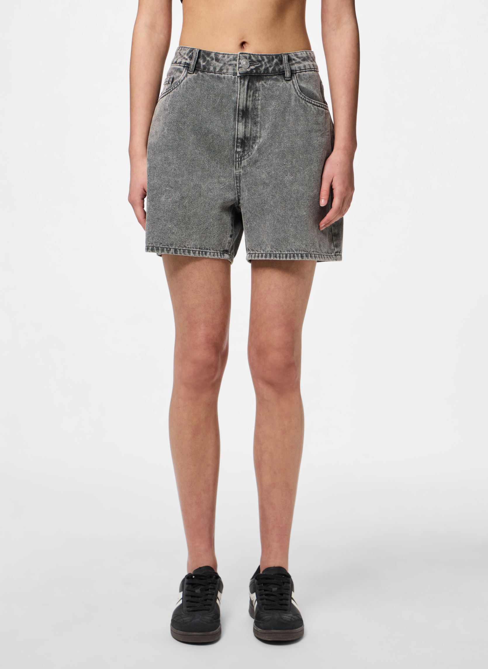 Shorts Pcabbi Mw Shorts Noos damen grau Pieces Shorts Pcabbi Mw Shorts Noos damen grau Light Grey Denim