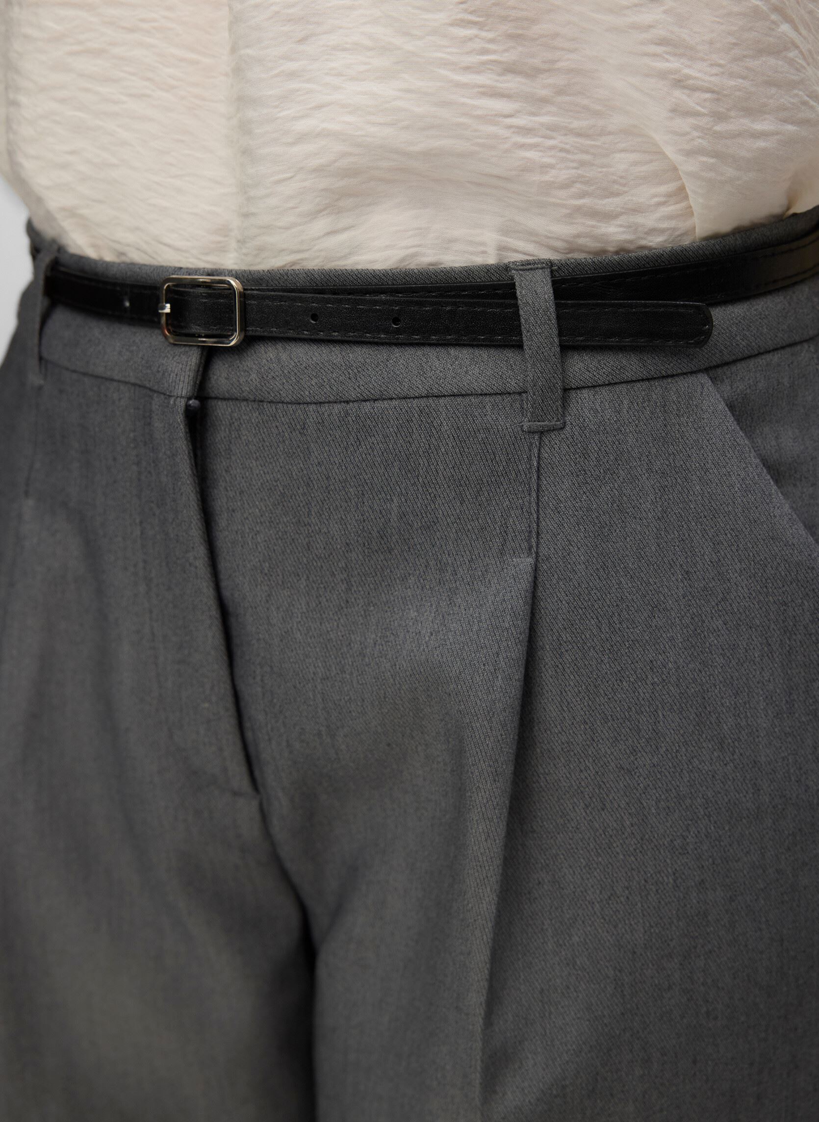 Pantalons de costume Vmelma Mw Barrel Belt Ankle Pant Noos femme gris Vero Moda Pantalons de costume Vmelma Mw Barrel Belt Ankle Pant Noos femme gris Medium Grey Melange