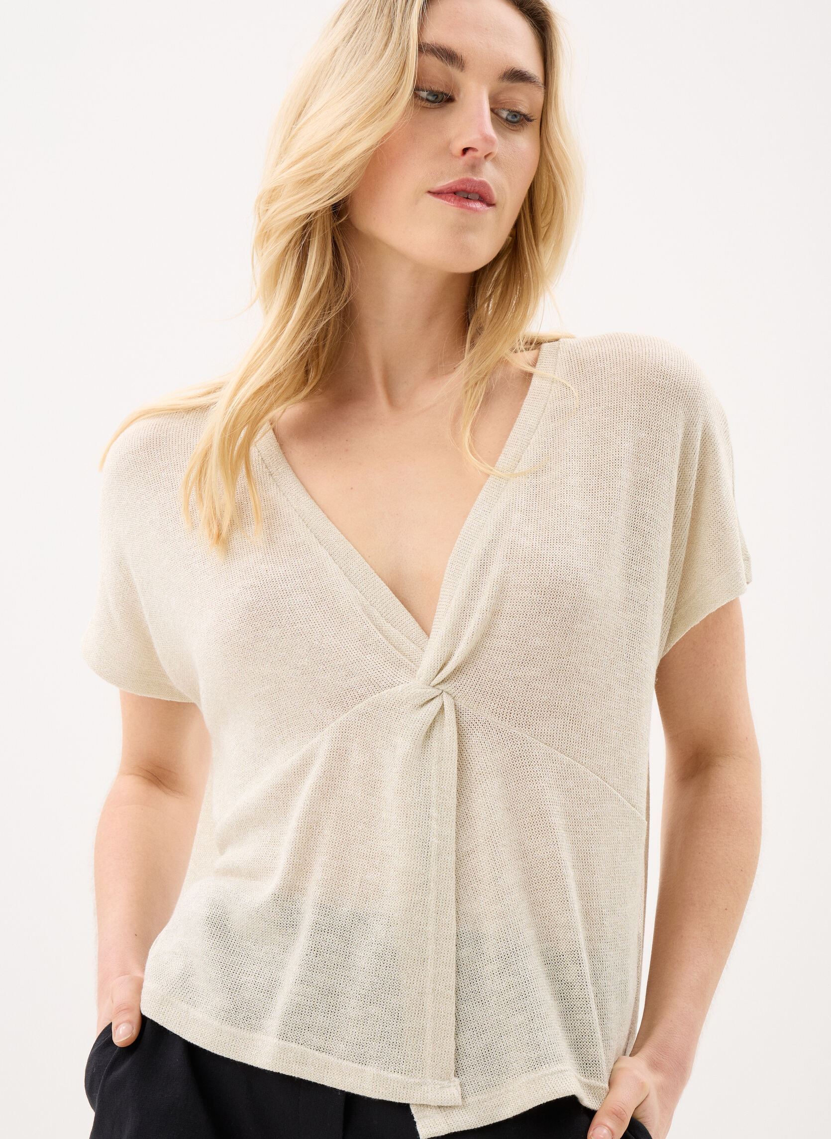 Tee-shirts manches courtes Vmjamiya S/S Knot Top Jrs Btq femme noir Vero Moda Tee-shirts manches courtes Vmjamiya S/S Knot Top Jrs Btq femme noir Birch