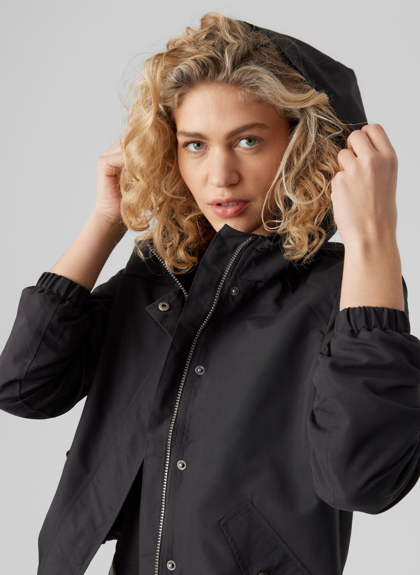Parkas Vmzoa Short Parka Noos femme noir Vero Moda Parkas Vmzoa Short Parka Noos femme noir Black