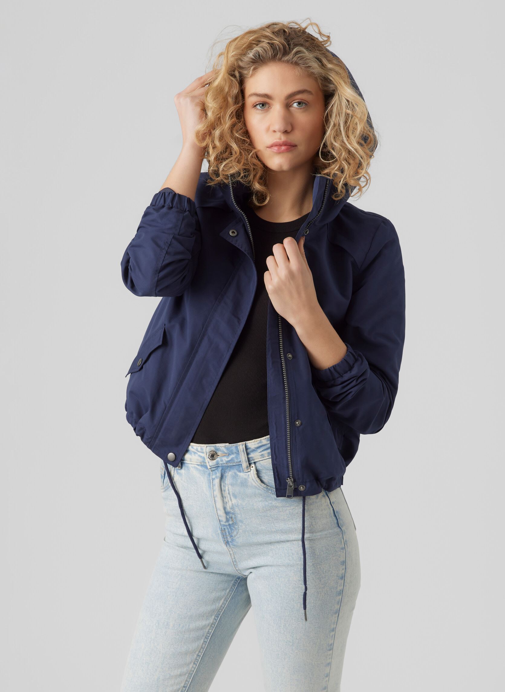 Parkas Vmzoa Short Parka Noos damen blau Vero Moda Parkas Vmzoa Short Parka Noos damen blau Navy Blazer