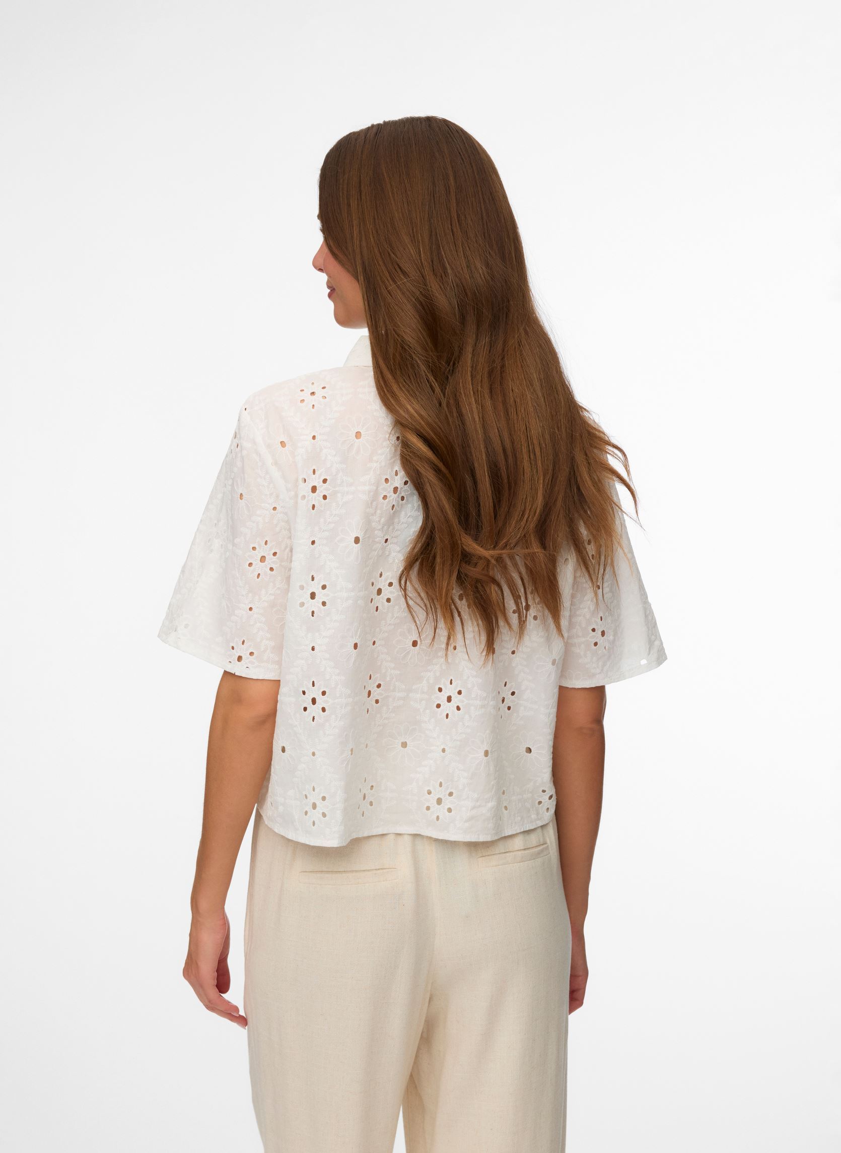 Hemden Vmeliza Short 2/4 Sleeve Shirt Wvn Noos dames wit Vero Moda Hemden Vmeliza Short 2/4 Sleeve Shirt Wvn Noos dames wit SNOW WHITE