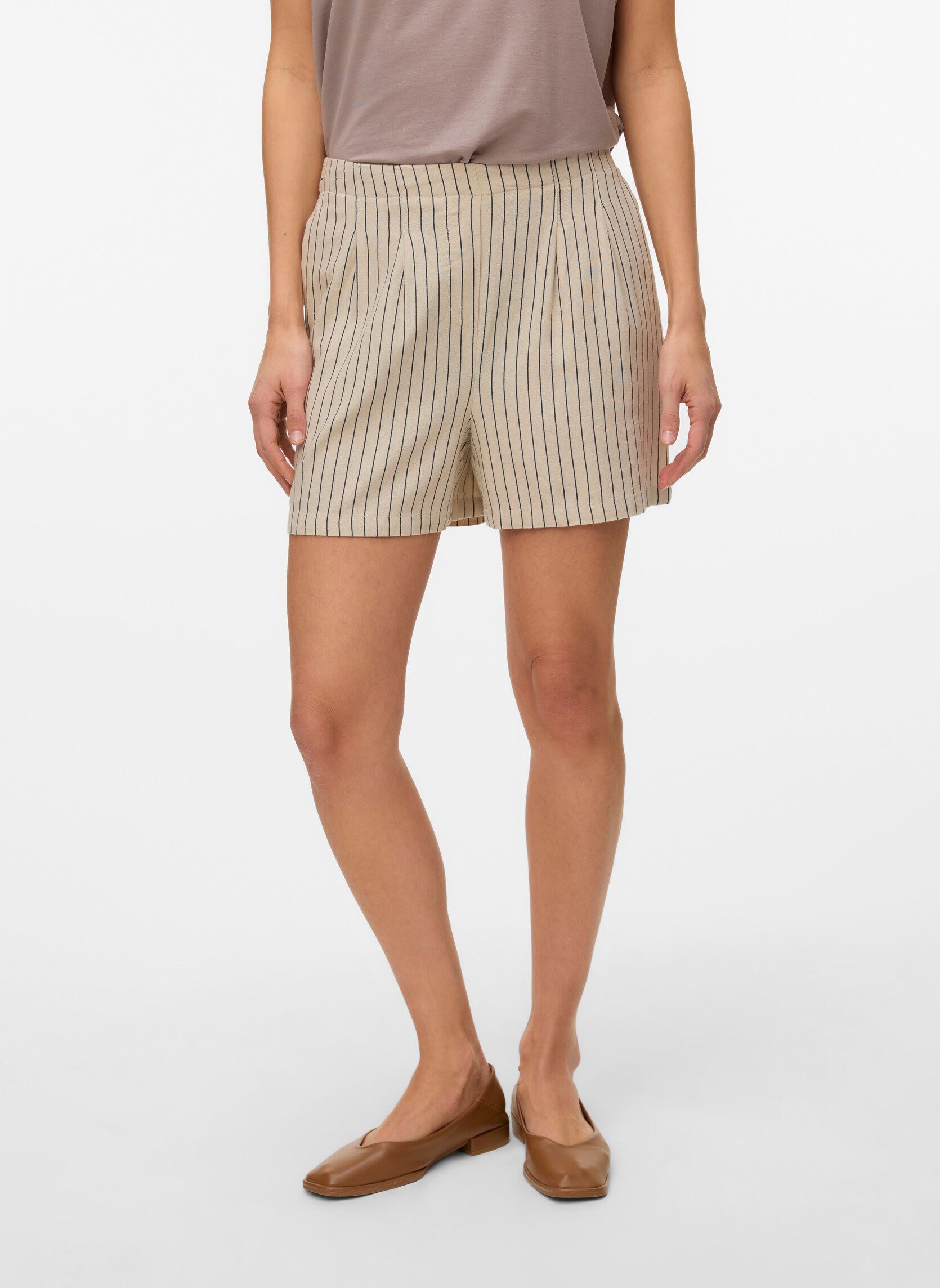 Vêtements Vero Moda Vmjesmilo Hw Shorts Wvn Noos pour - vue 1