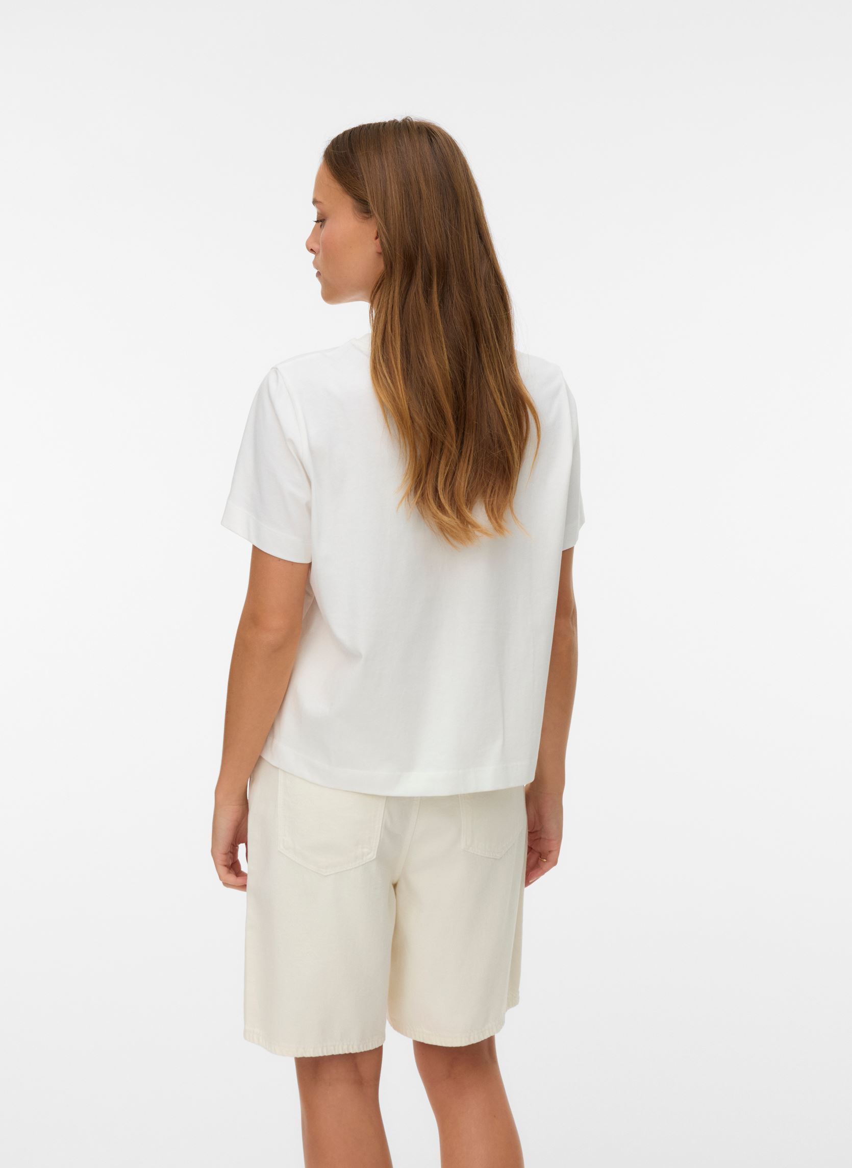 T-shirts Vmsola Mette Ss Top Box Jrs dames wit Vero Moda T-shirts Vmsola Mette Ss Top Box Jrs dames wit Snow white