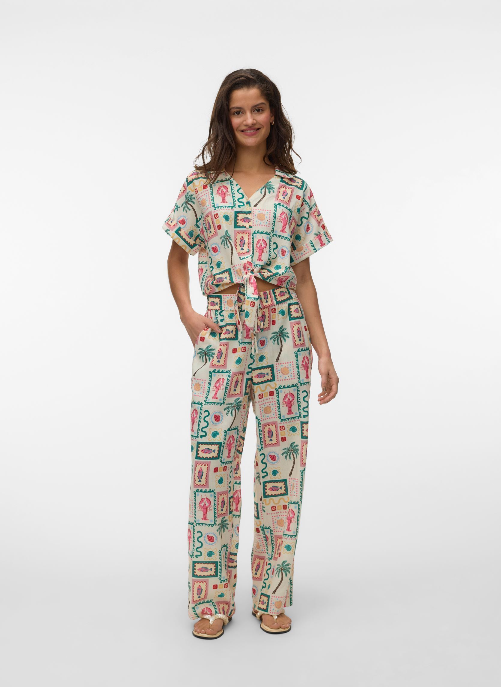Hemden Vmbirdie Ss Button Bow Shirt Exp dames wit Vero Moda Hemden Vmbirdie Ss Button Bow Shirt Exp dames wit Star White